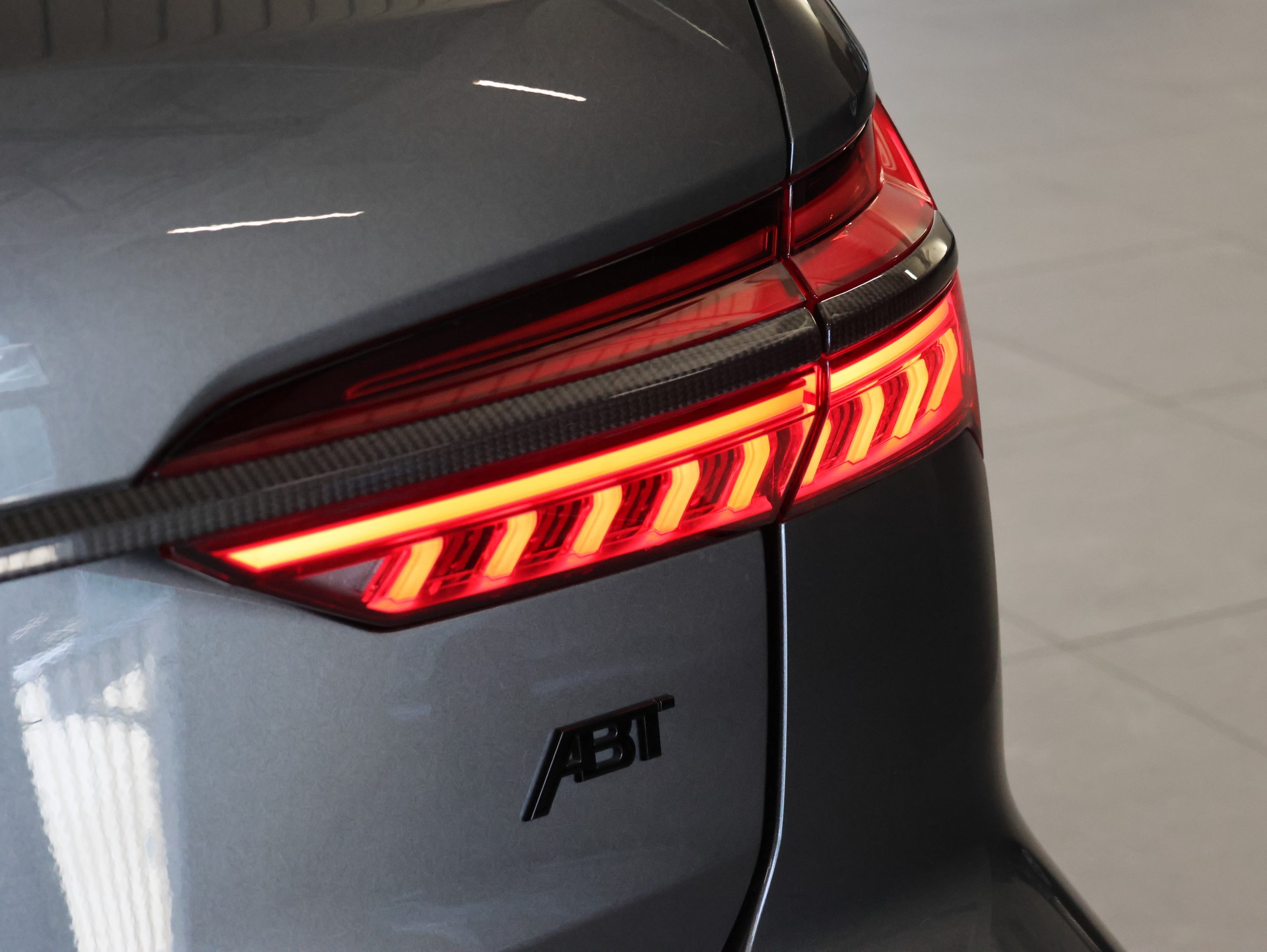 AUDI Audi RS6 R Avant ABT *1 of 125*-image-12