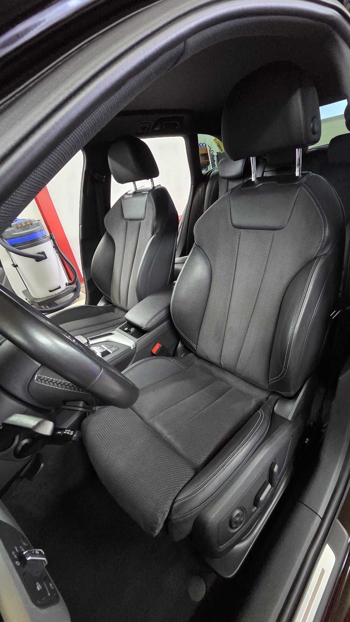 AUDI S4-image-4