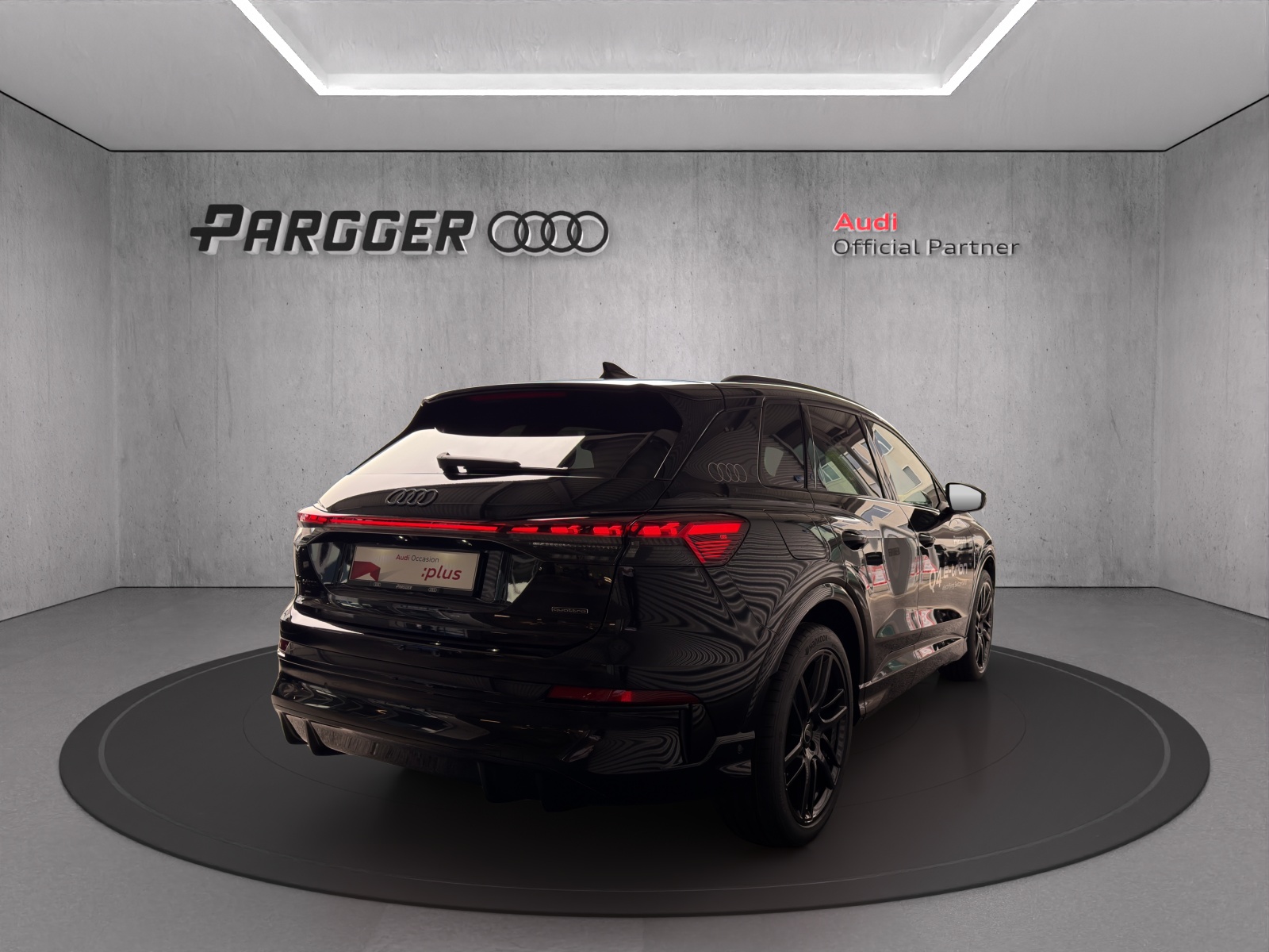 AUDI Q4 e-tron SUV quattro performance-image-5
