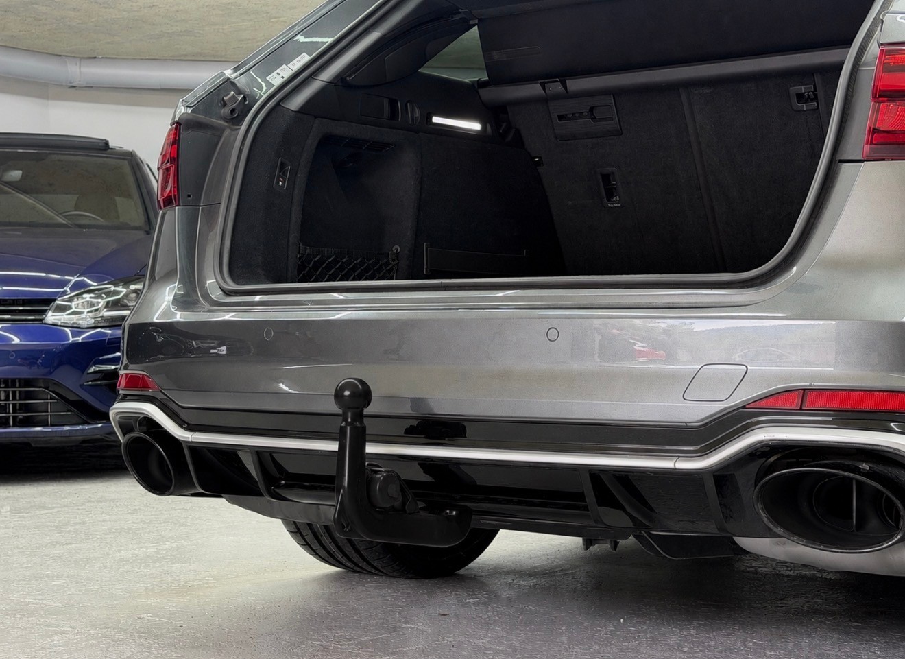 AUDI RS4 Avant 2.9 TFSI quattro tiptronic *20’ Silver wheels / Full options / no FAP/OPF / CH auto*-image-14