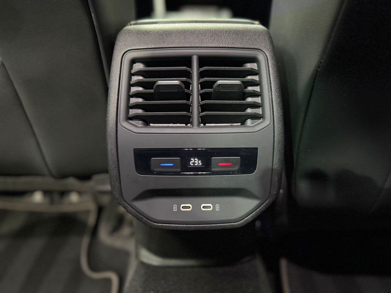 CUPRA Formentor 2.0TSI VZ 4Drive DSG | CH-Fahrzeug | H&R | Maxton-Design | Anhängerkupplung | Virtual Cockpit-image-19