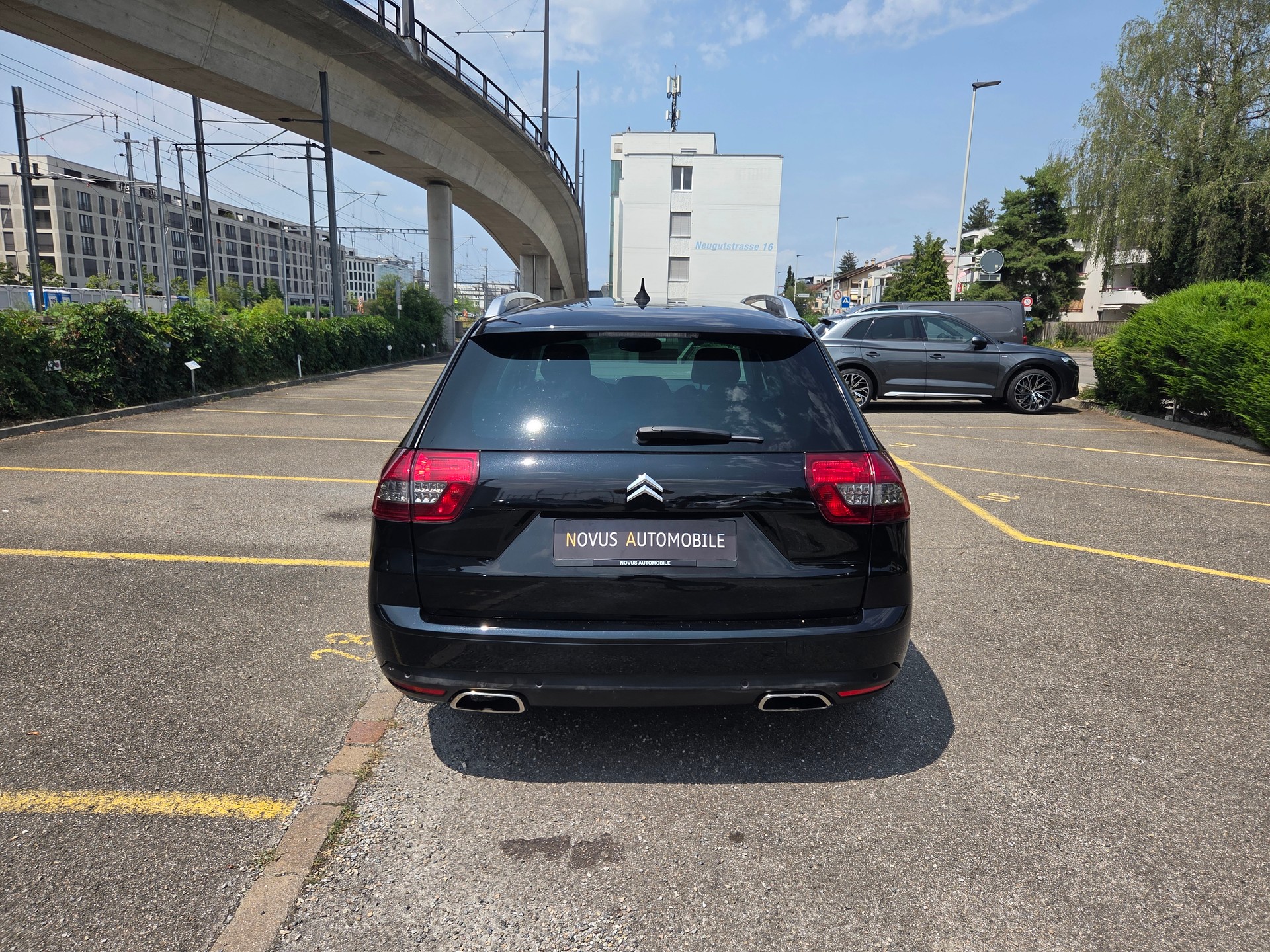 CITROEN C5 Tourer 2.2 HDi Exclusive Automatic-showroom-element-3