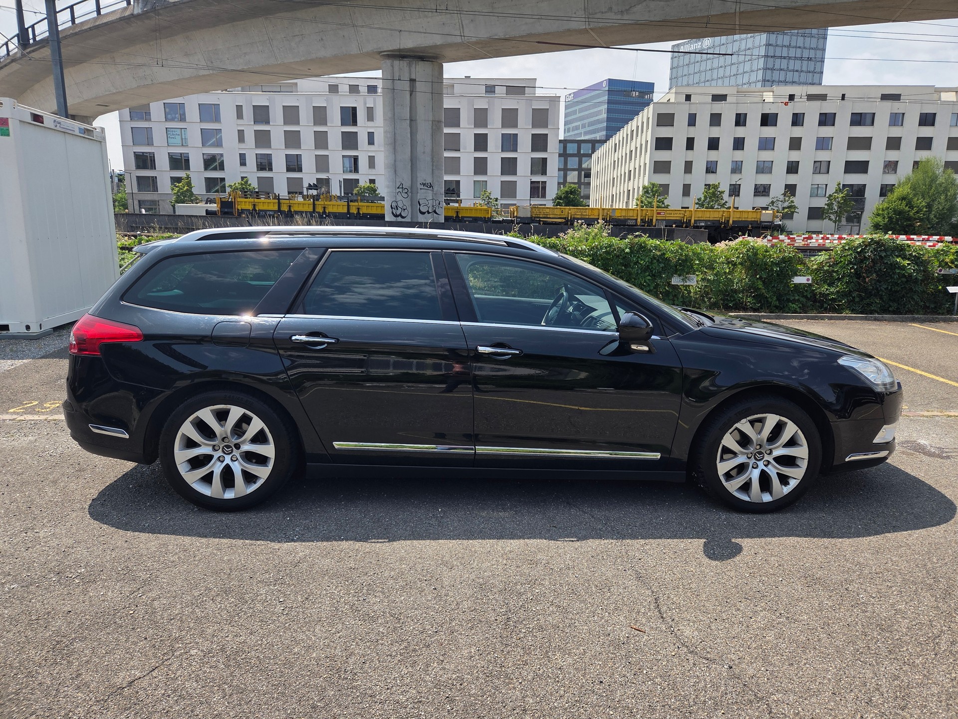 CITROEN C5 Tourer 2.2 HDi Exclusive Automatic-image-5