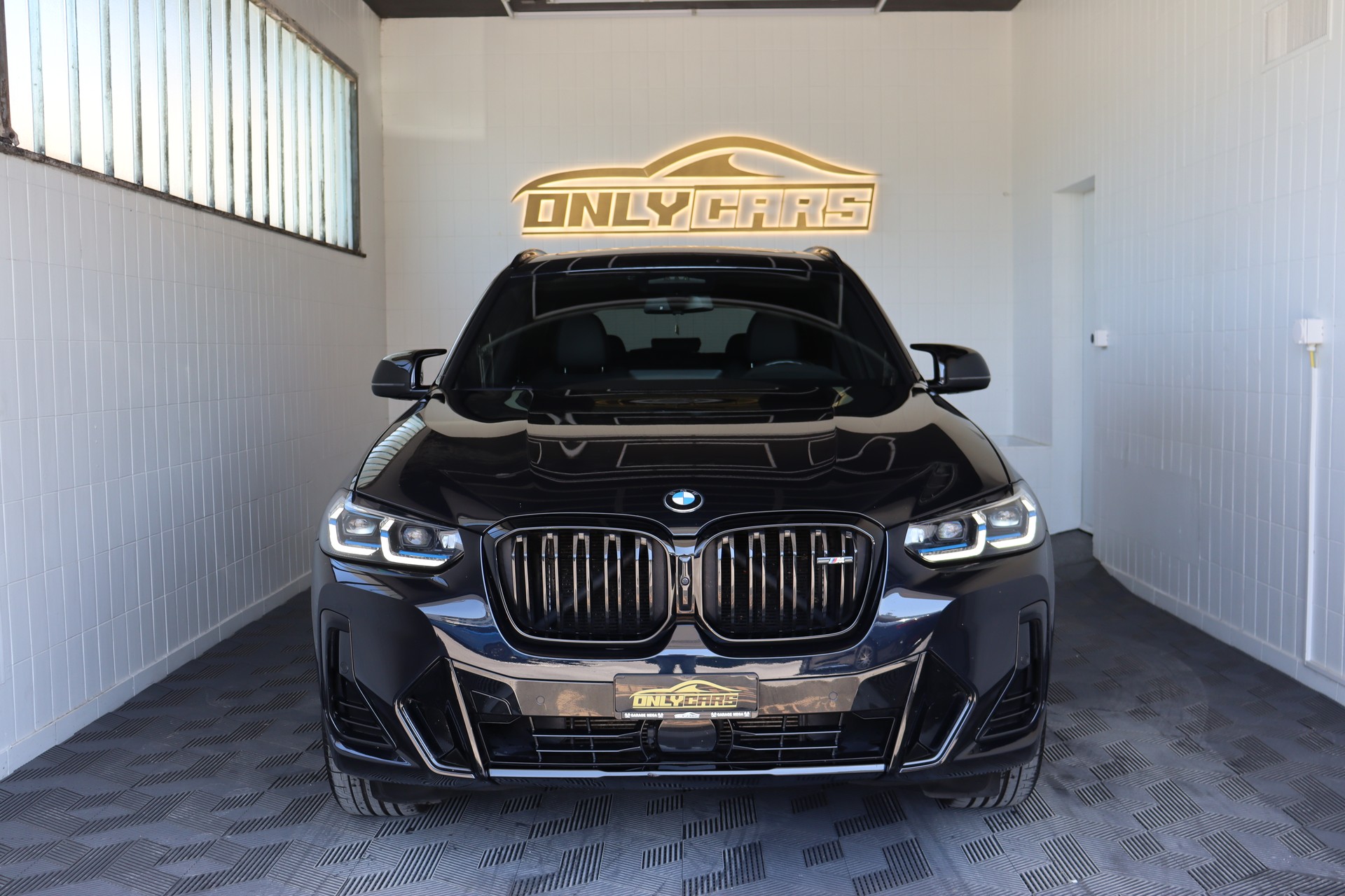 BMW X3 M40i Travel-image-4