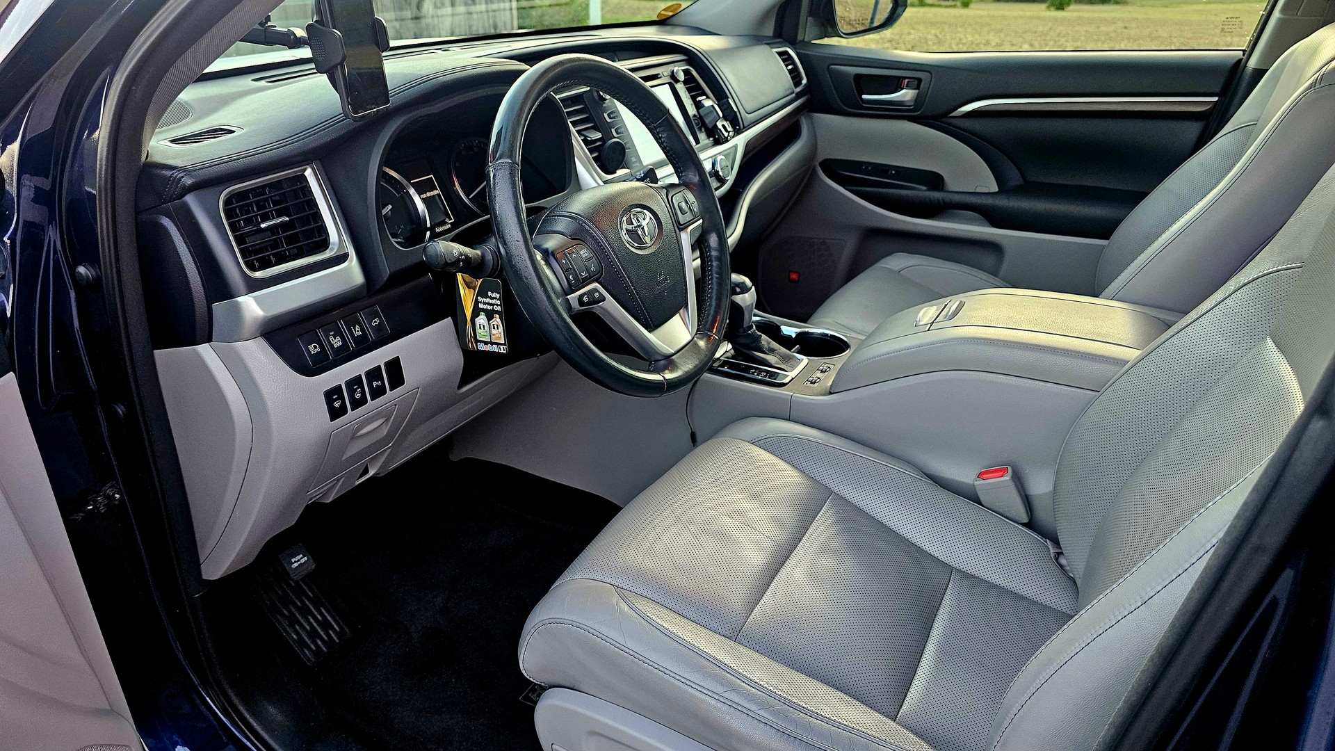 TOYOTA Highlander-image-12