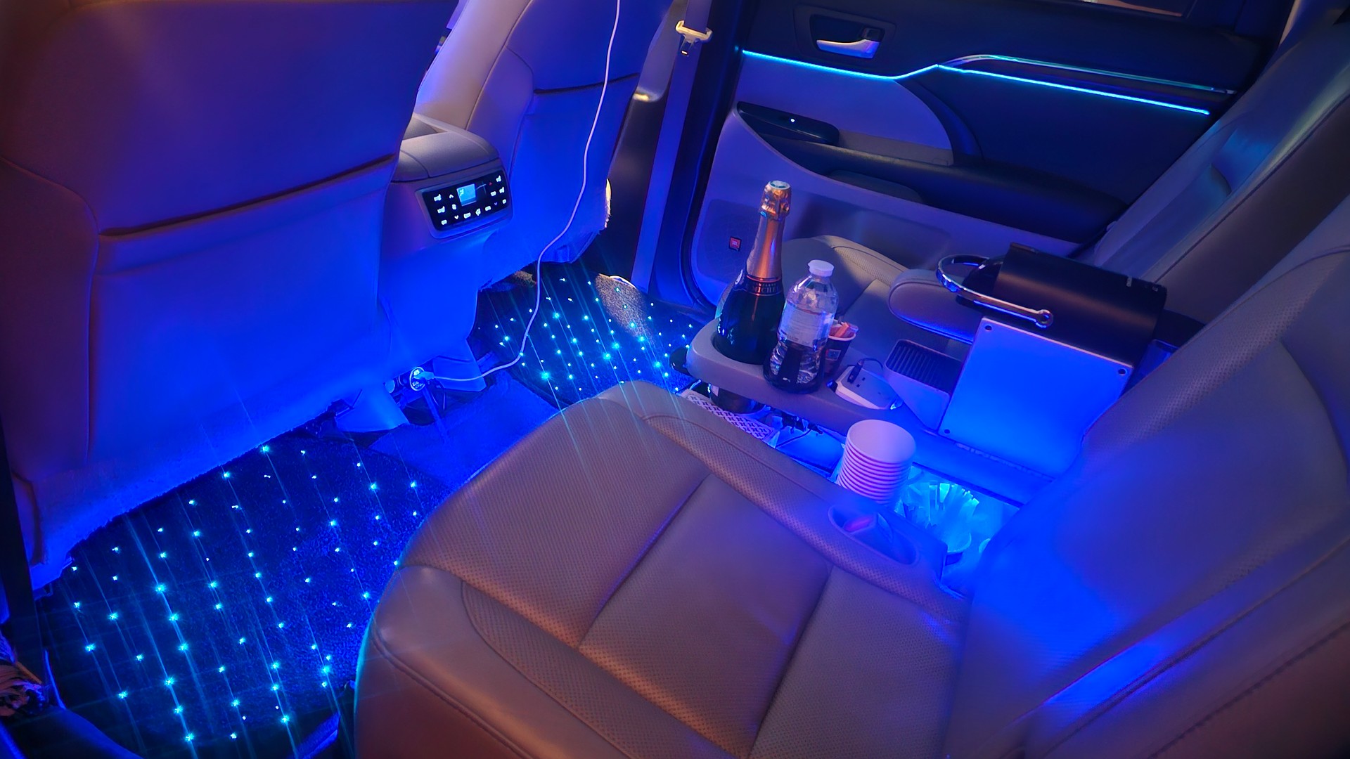 TOYOTA Highlander-image-18
