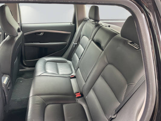 VOLVO V70 D4 Summum Dynamic Ed-image-8
