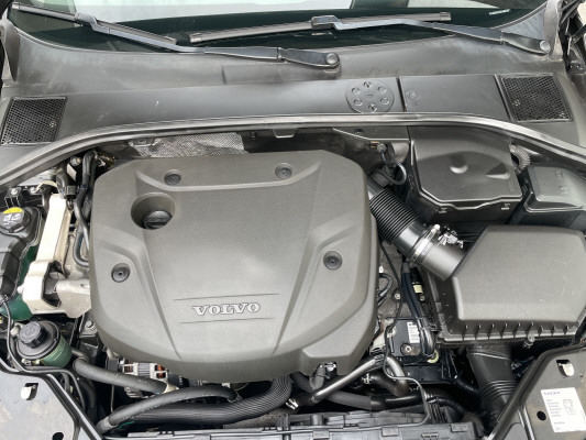VOLVO V70 D4 Summum Dynamic Ed-image-11