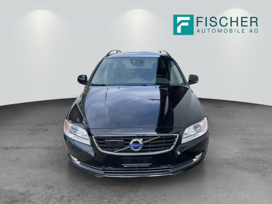 VOLVO V70 D4 Summum Dynamic Ed-image-2