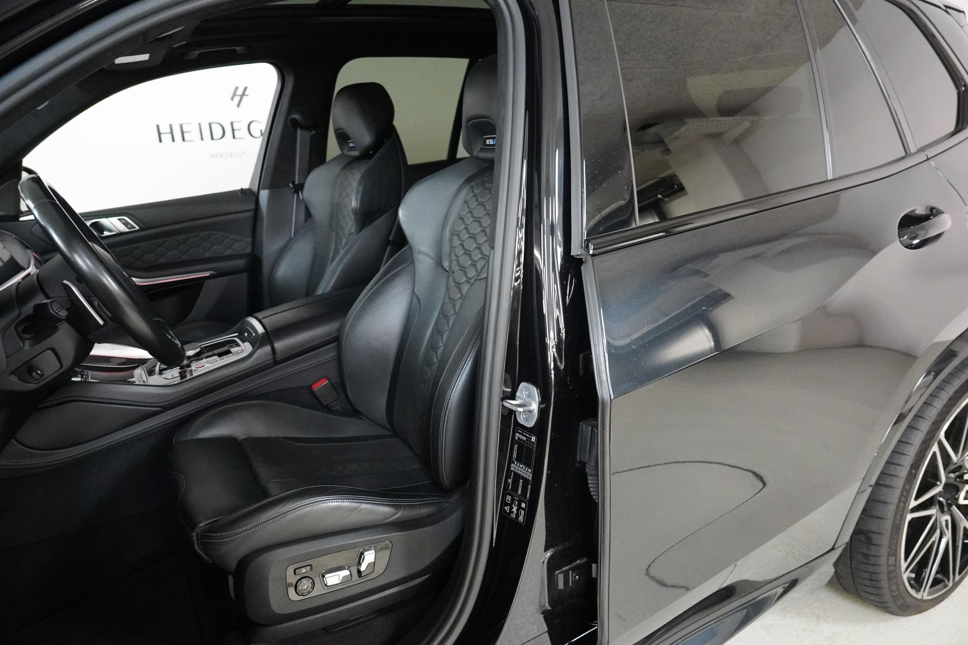 BMW X5M Competition Steptronic Competition-image-11