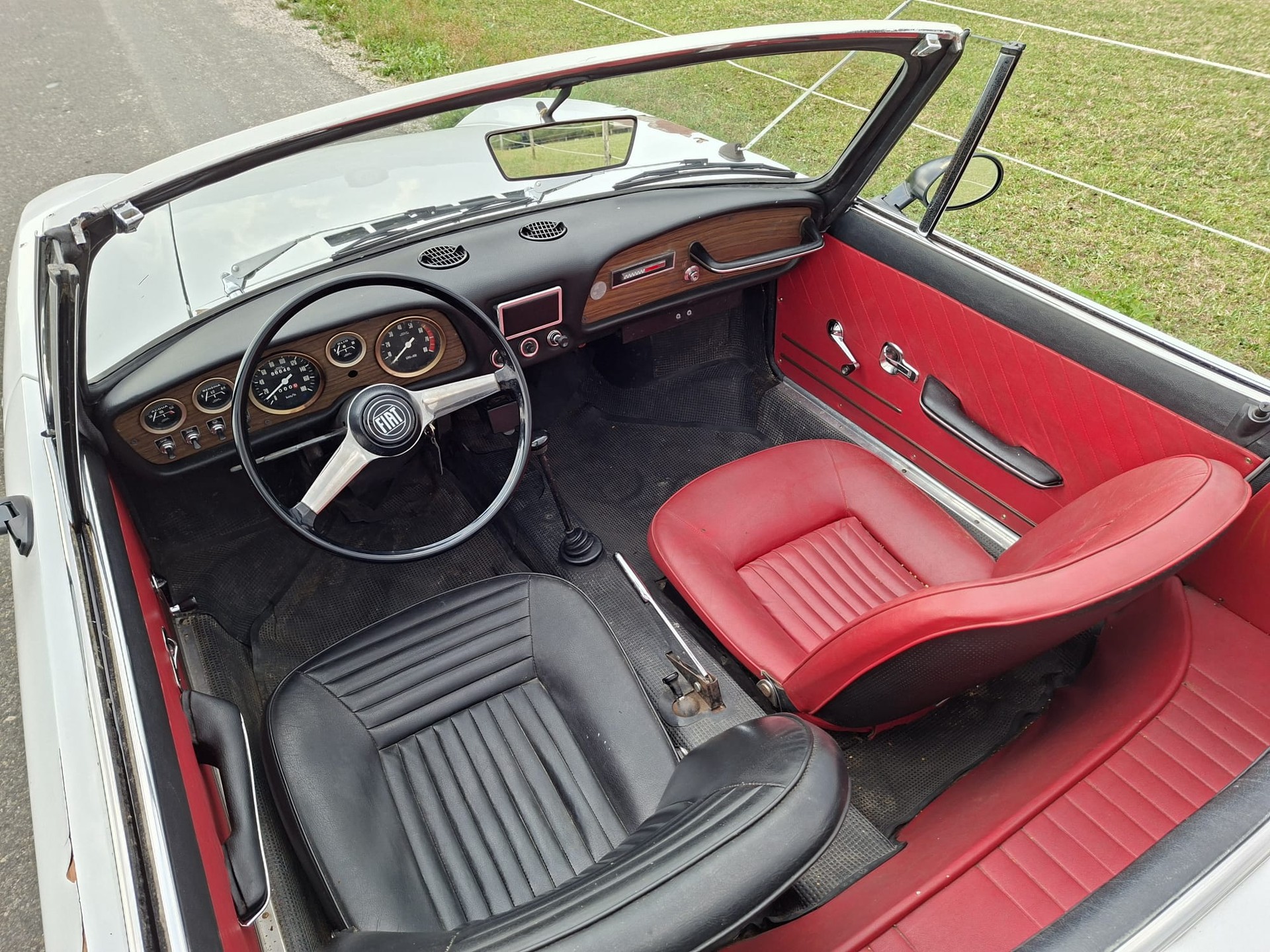 FIAT Spider-image-11