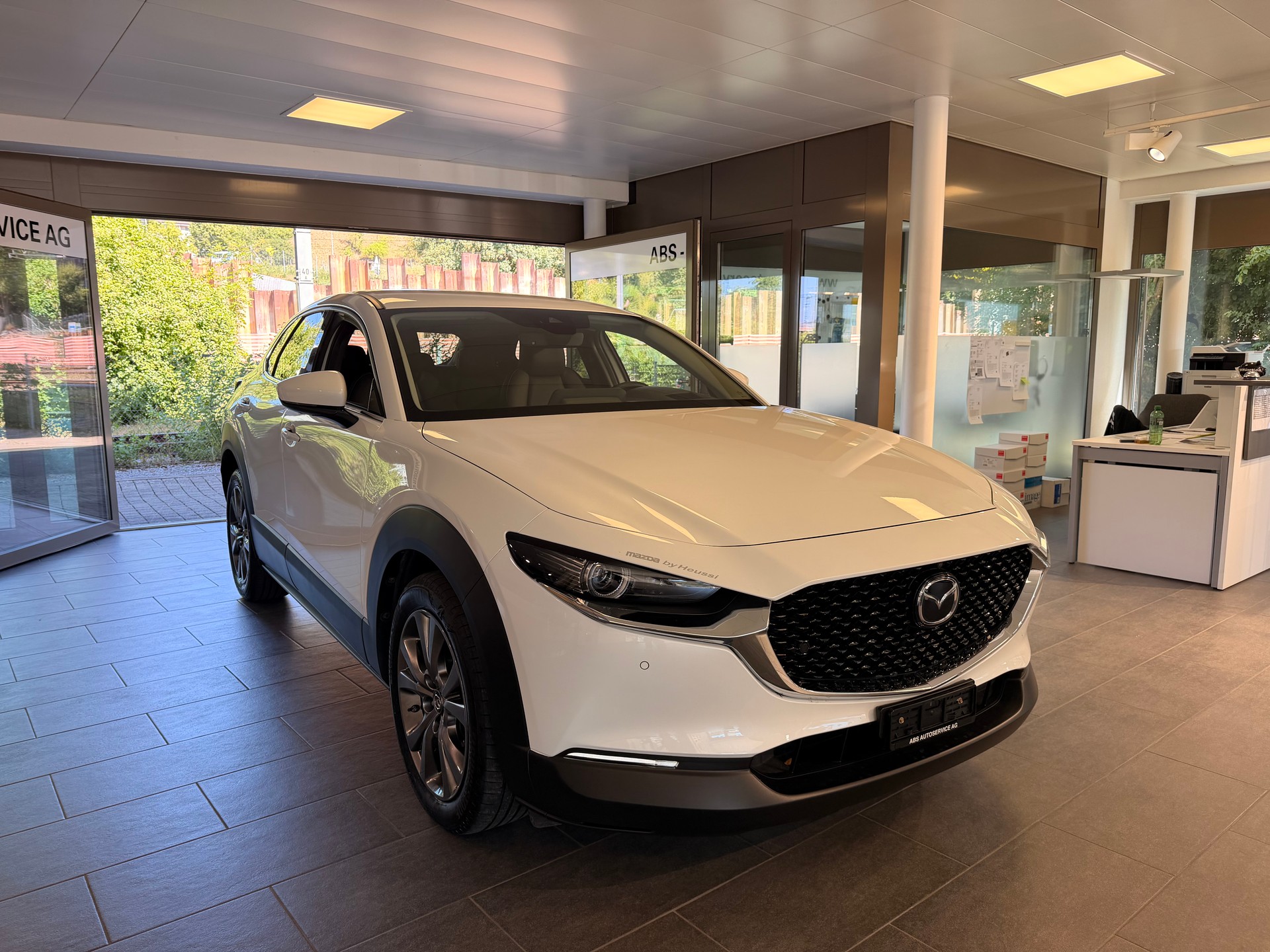 MAZDA CX-30 SKYACTIV-X M Hybrid 180 Revolution AWD Automat-image-0