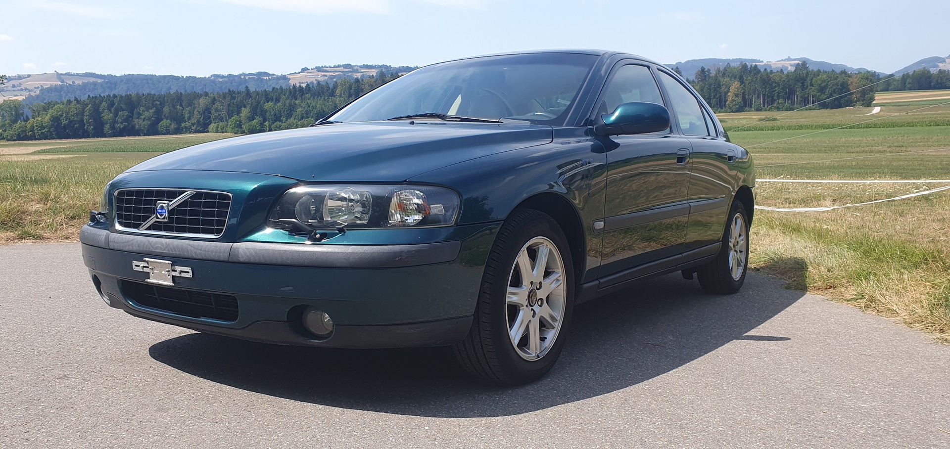 VOLVO S60 2.5T AWD-image-10