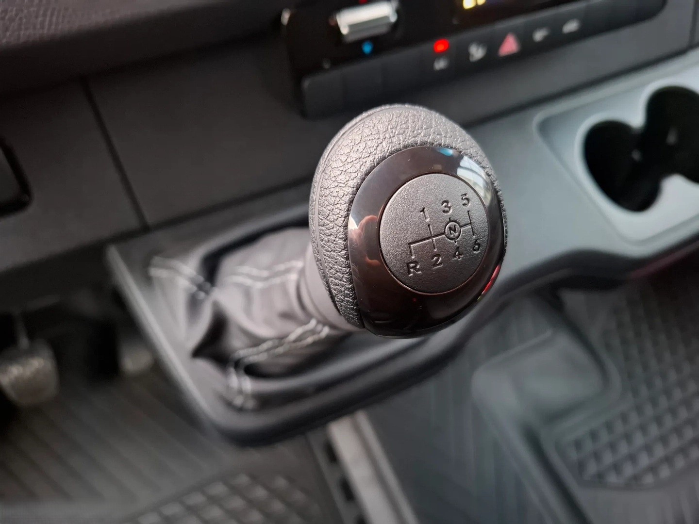 MERCEDES-BENZ Sprinter 319 CDI Lang Blache-image-8