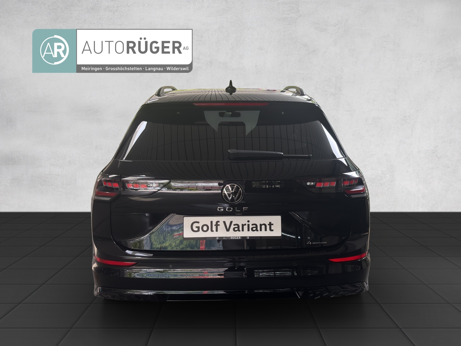 VW Golf Variant 2.0 TSI R-Line DSG 4 Motion-image-4