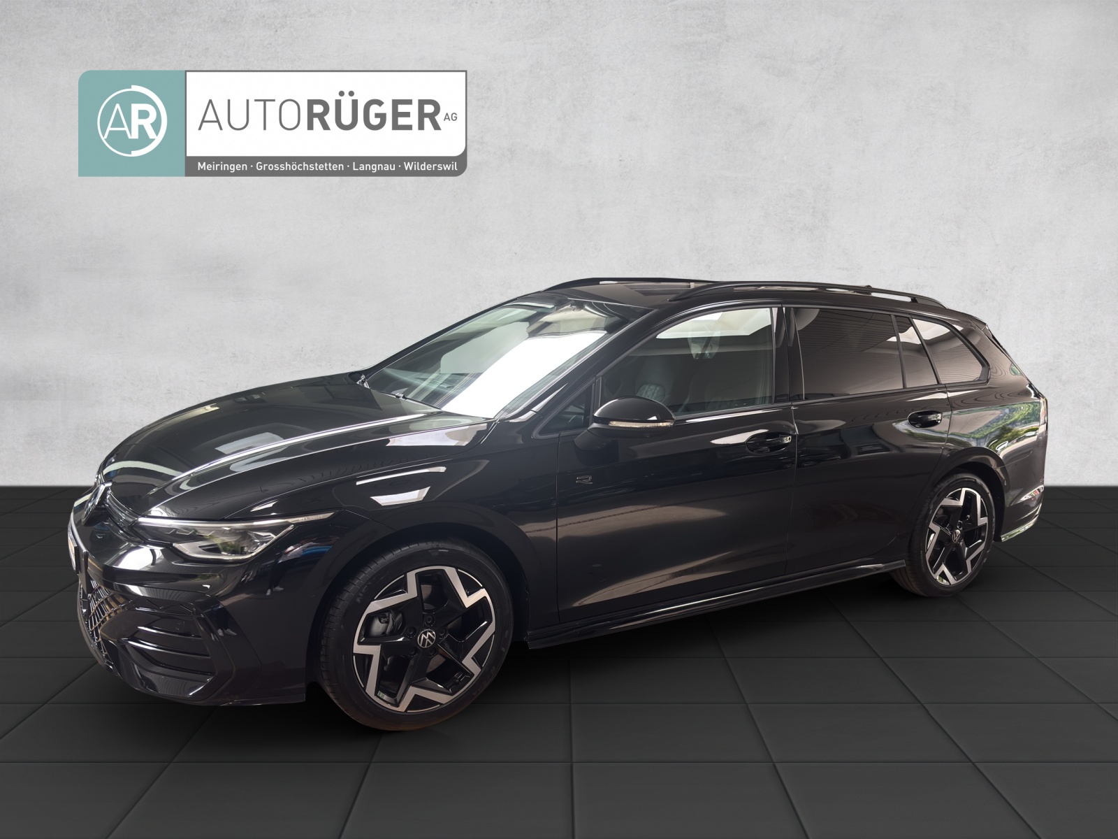 VW Golf Variant 2.0 TSI R-Line DSG 4 Motion-image-0