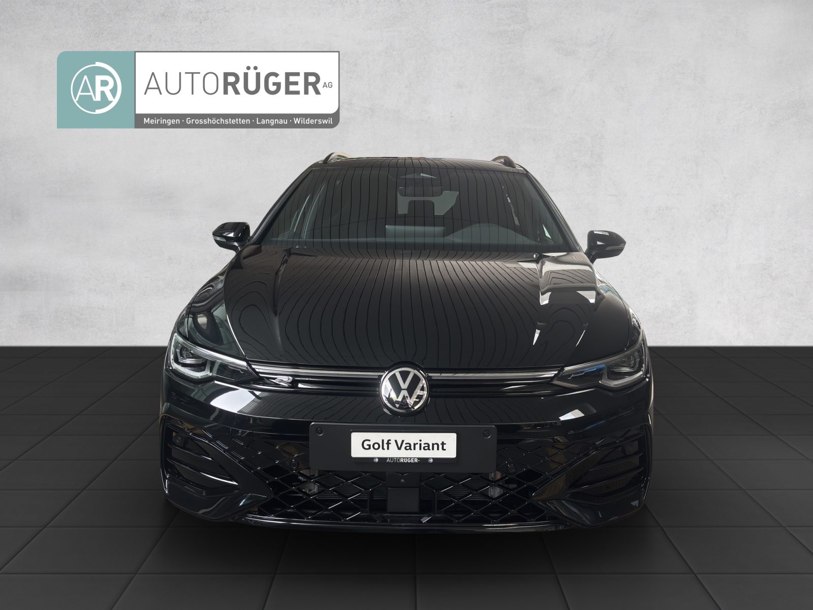 VW Golf Variant 2.0 TSI R-Line DSG 4 Motion-image-1