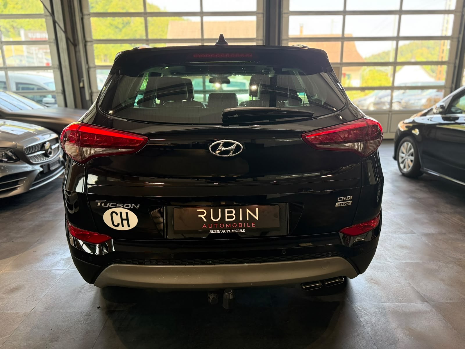 HYUNDAI Tucson 2.0 CRDI Vertex 4WD Automatic-image-3