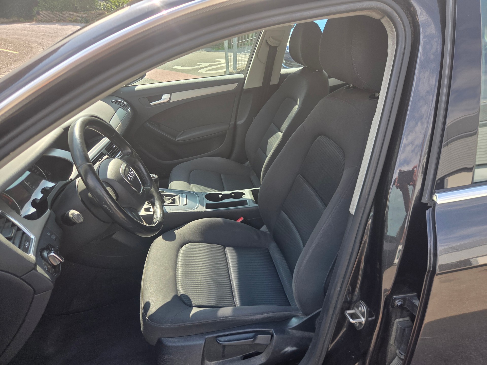 AUDI A4 Avant 1.8 TFSI-image-10