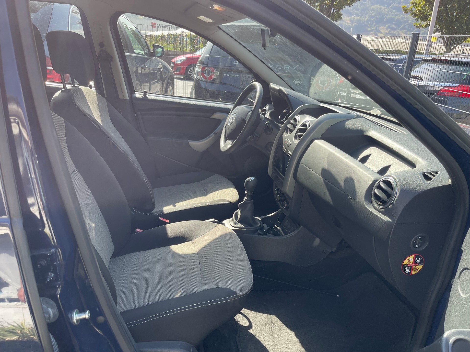 DACIA Duster 1.2 T Ambiance 4x2-image-9