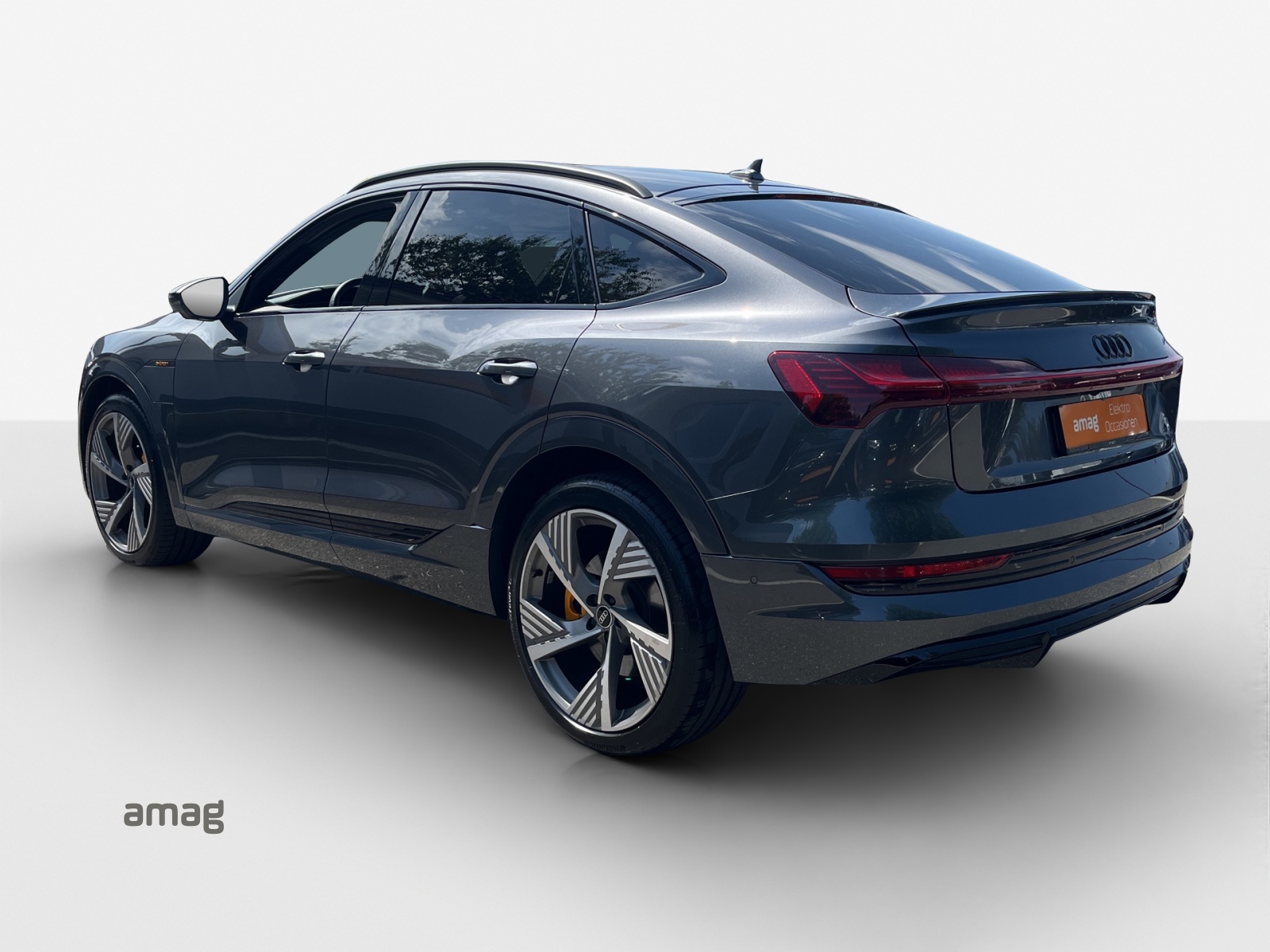 AUDI e-tron 55 Sportback S Line Black Edition quattro-image-2
