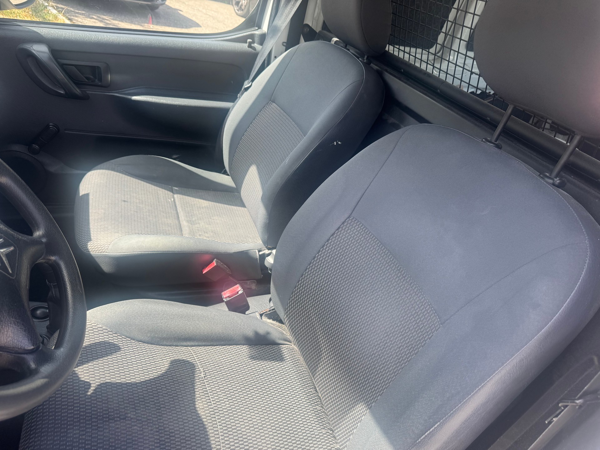 CITROEN Berlingo 1.4 600-image-5