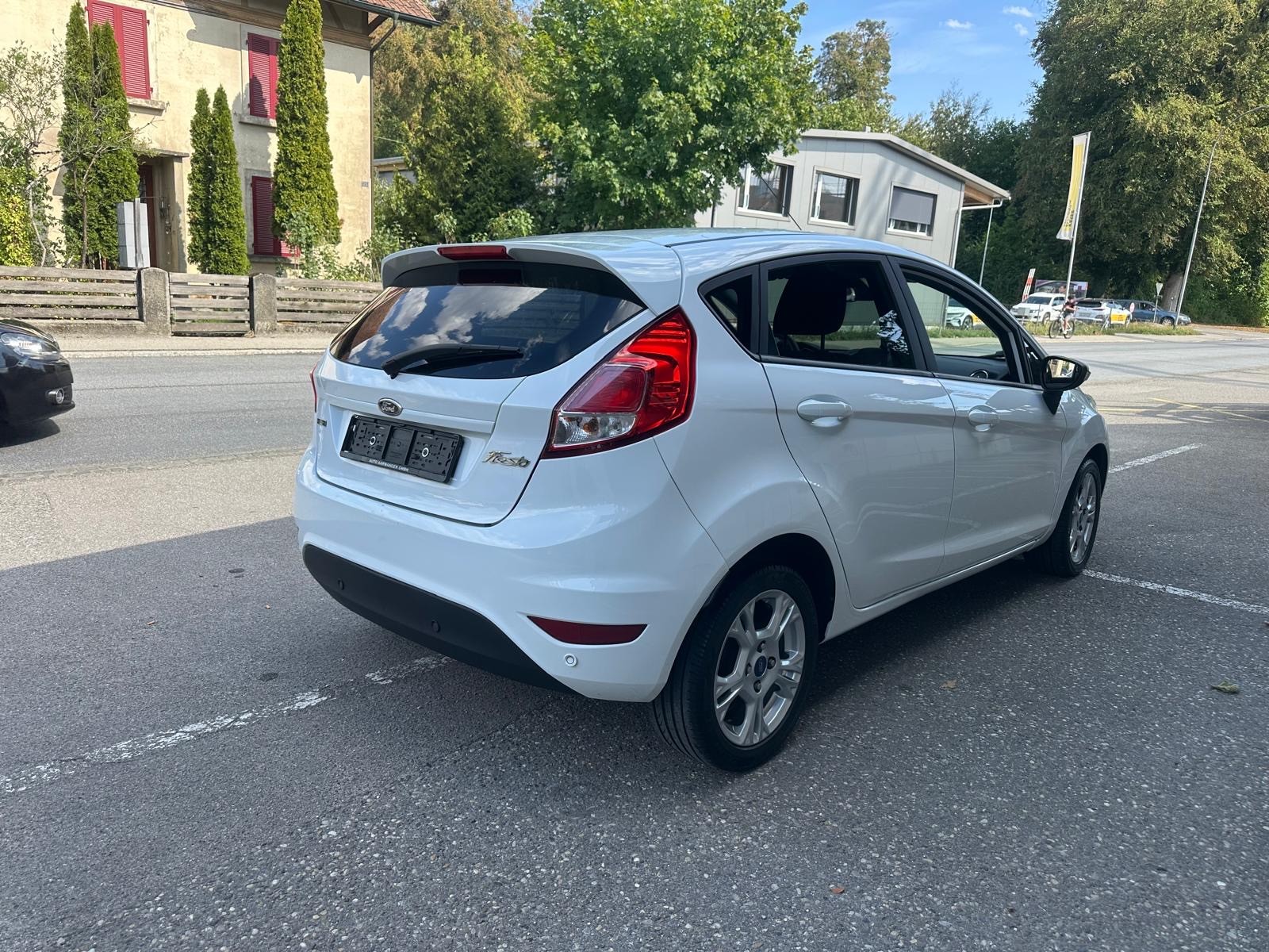 FORD Fiesta 1.0 SCTi Titanium-image-3