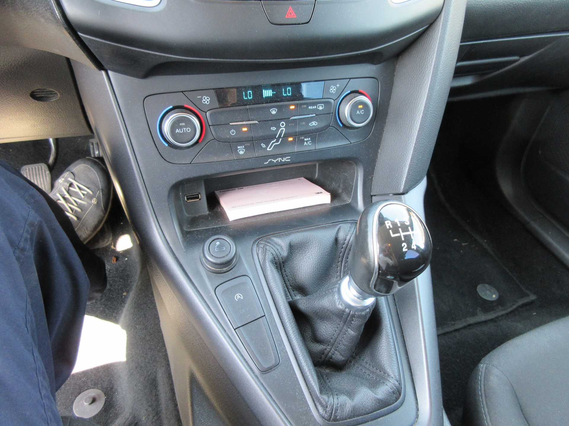 FORD Focus 1.0 SCTi Trend-image-11