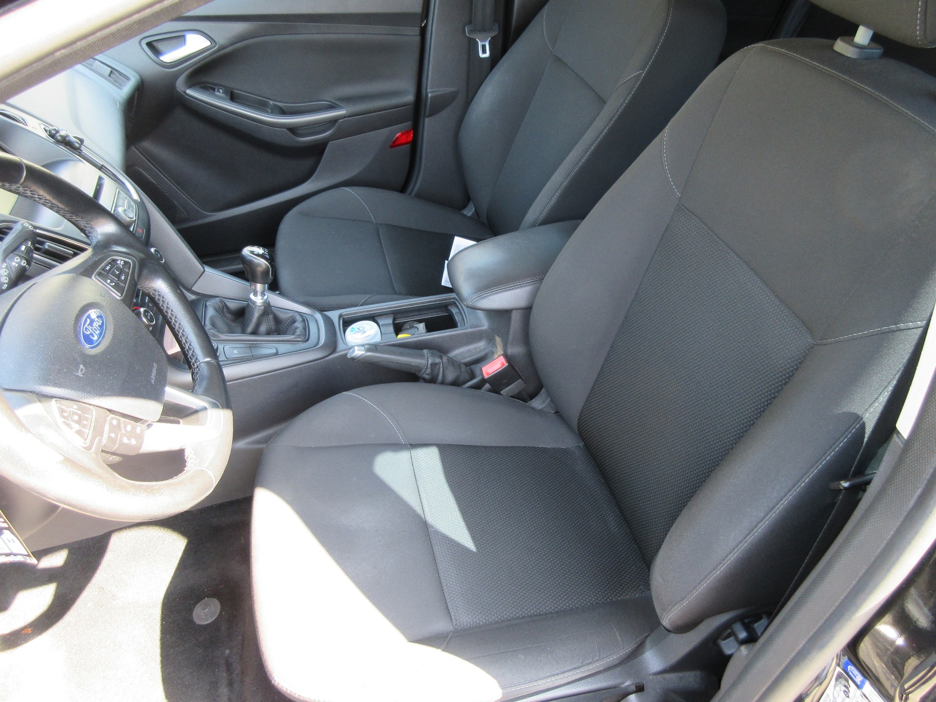 FORD Focus 1.0 SCTi Trend-image-7