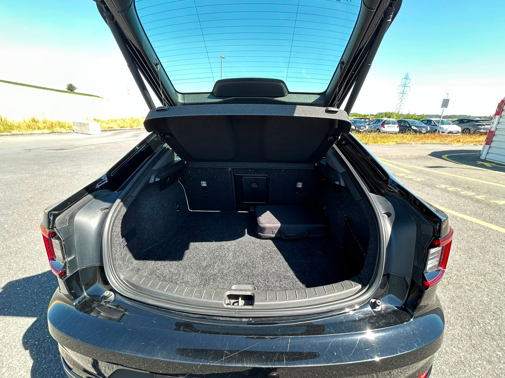 POLESTAR Polestar 2 Long Range Dual 78 kWh MY23-showroom-element-3