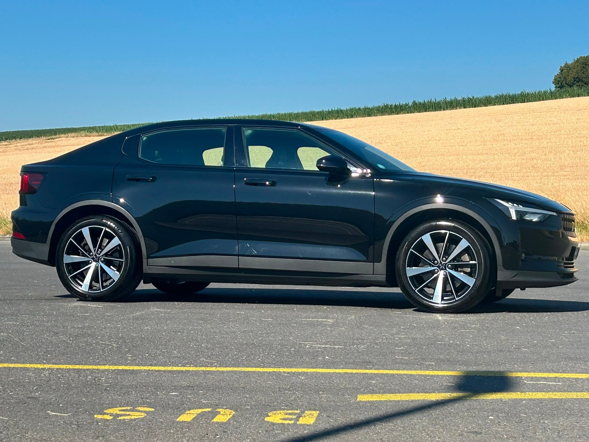 POLESTAR Polestar 2 Long Range Dual 78 kWh MY23-image-11
