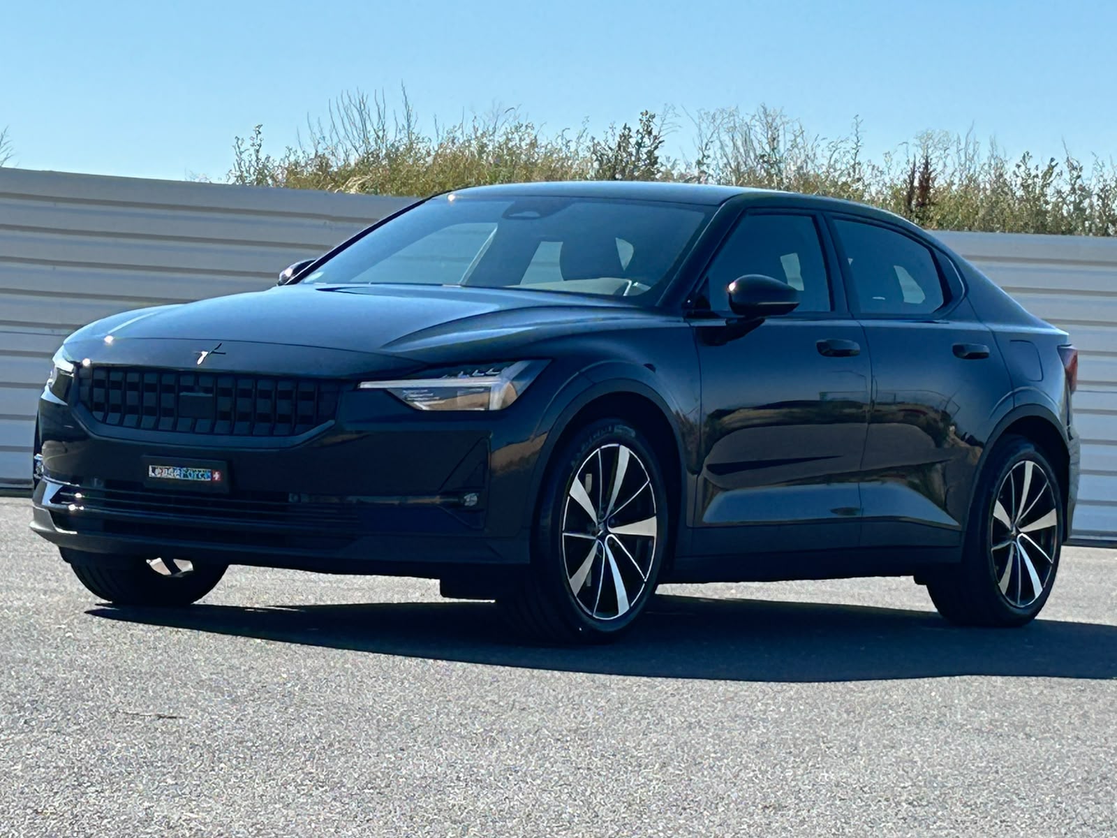 POLESTAR Polestar 2 Long Range Dual 78 kWh MY23-showroom-element-2
