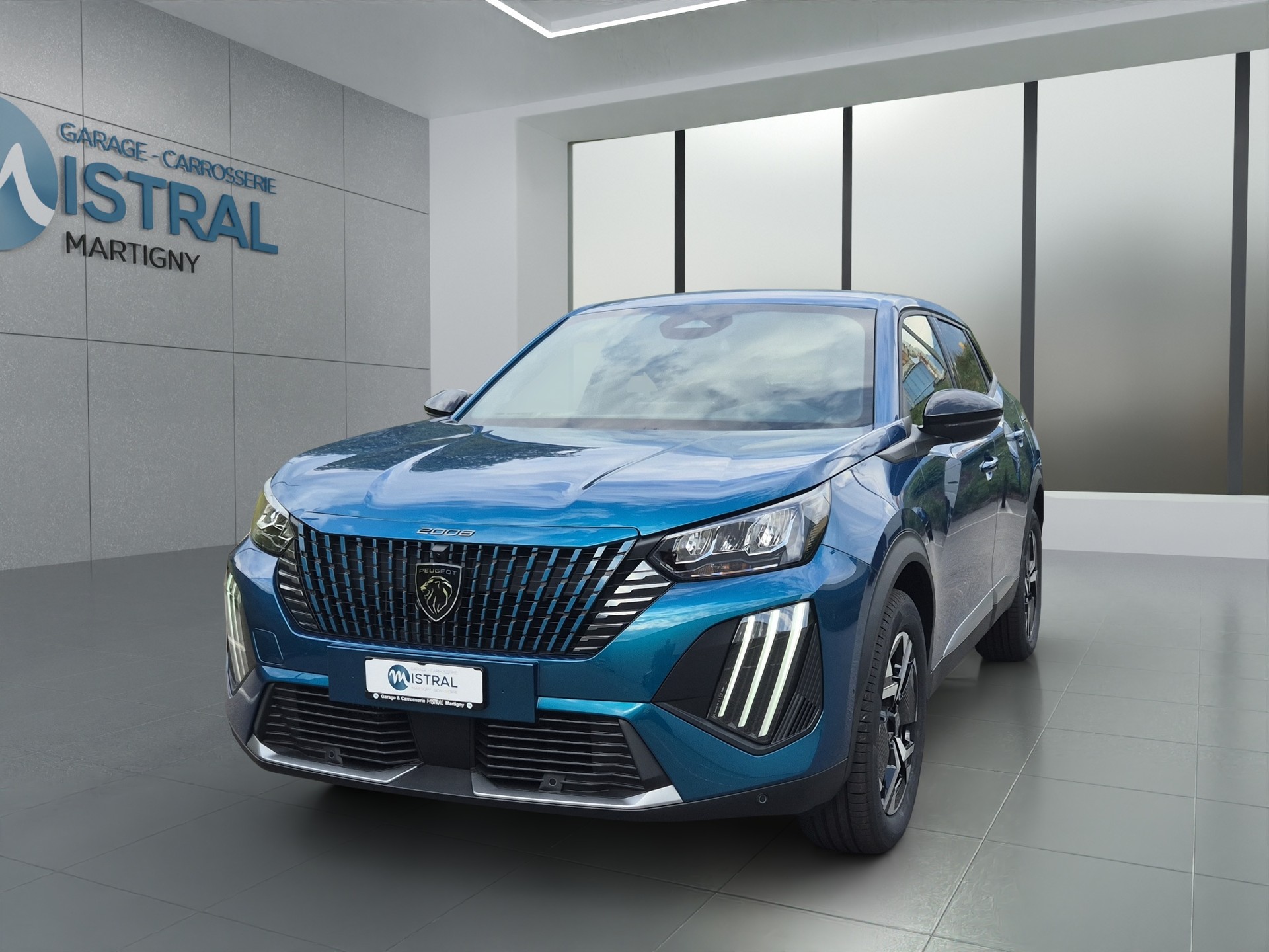 PEUGEOT 2008 1.2 Hybrid Allure-image-1