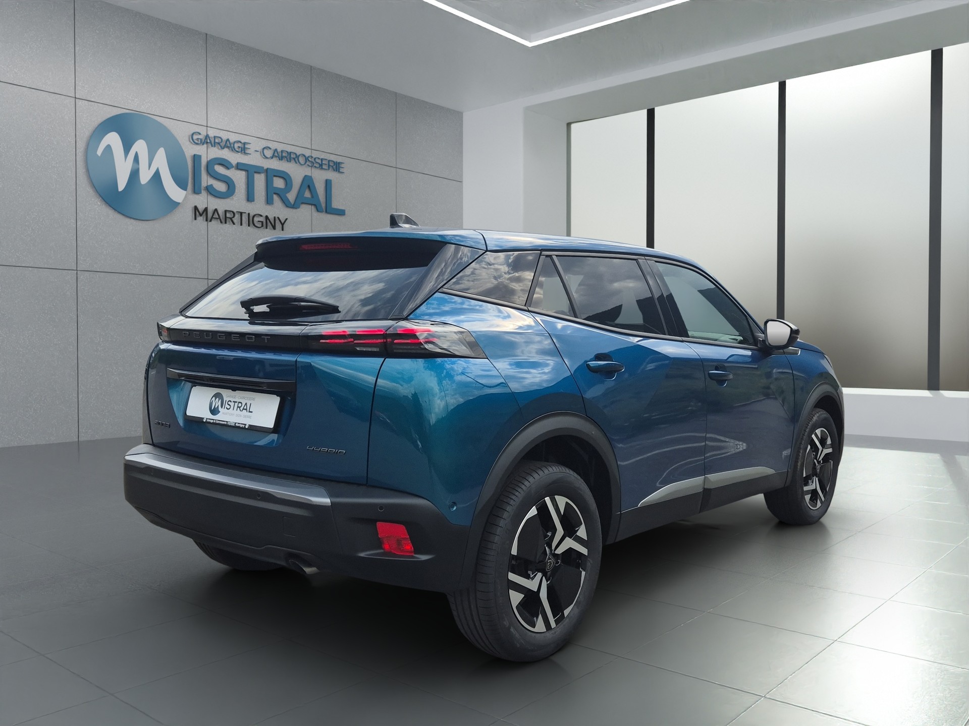 PEUGEOT 2008 1.2 Hybrid Allure-image-5