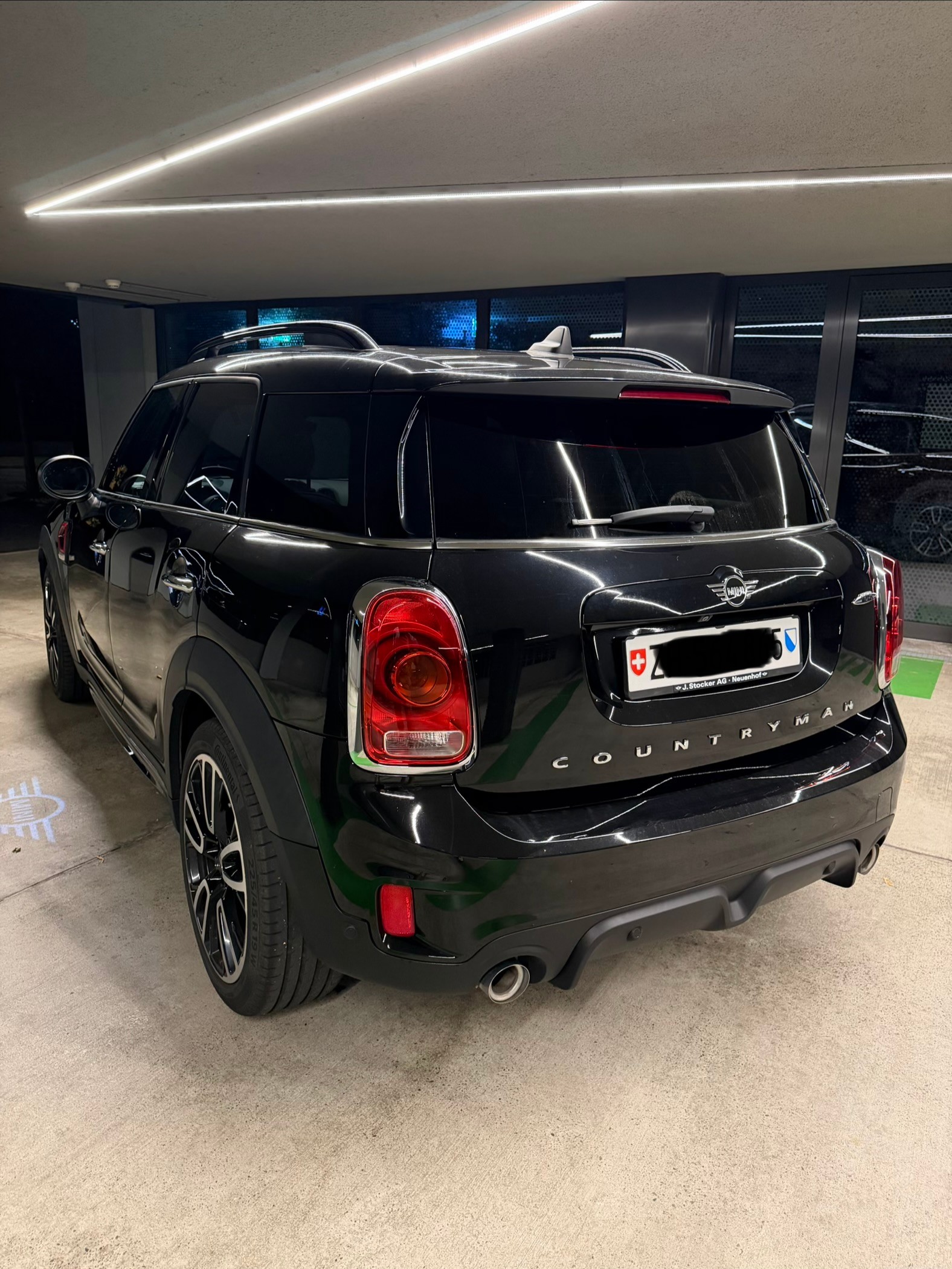 MINI 2.0i John Cooper Works ALL4-image-2
