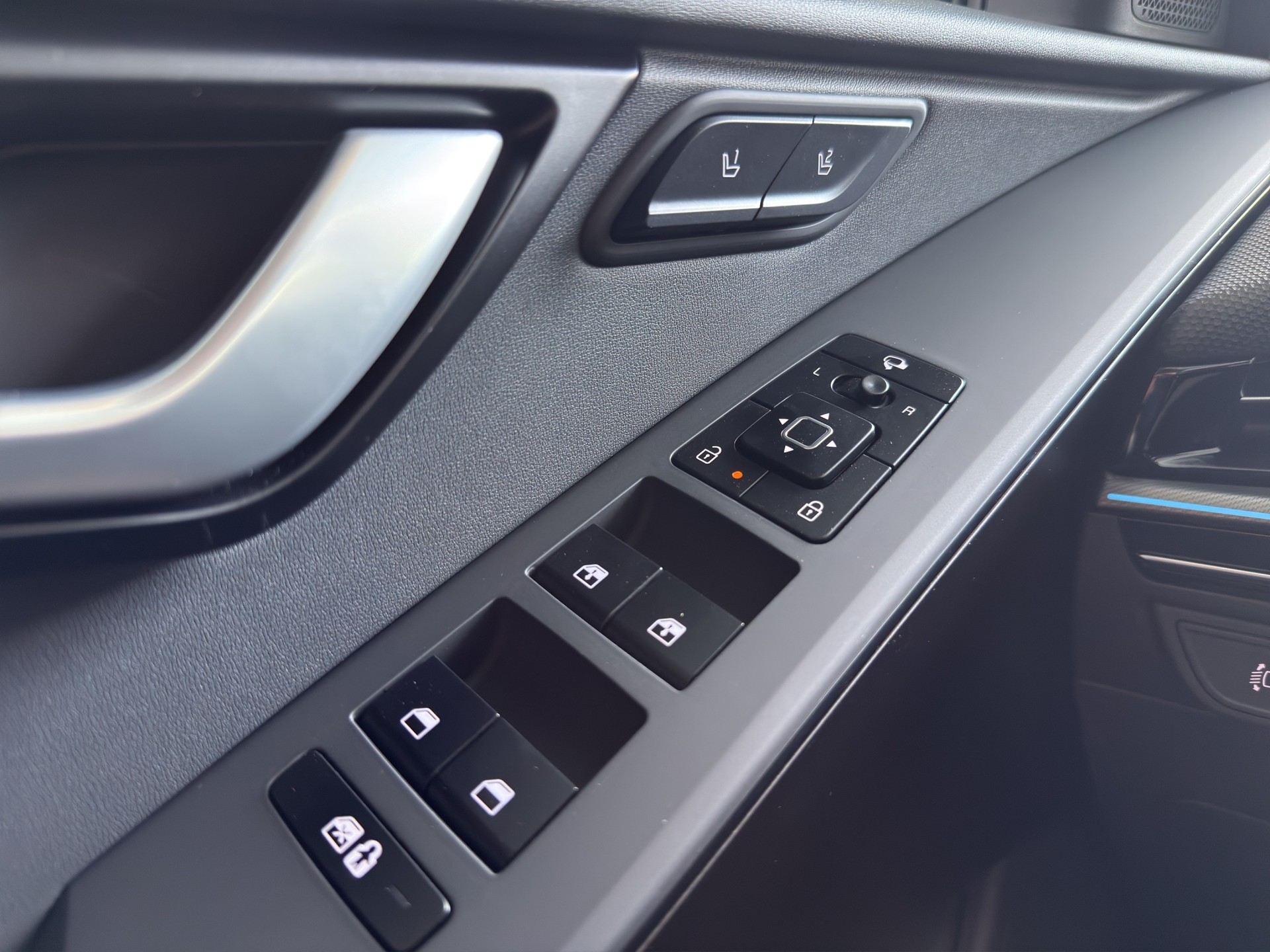 KIA Niro 1.6 GDi Hybrid Style-image-14