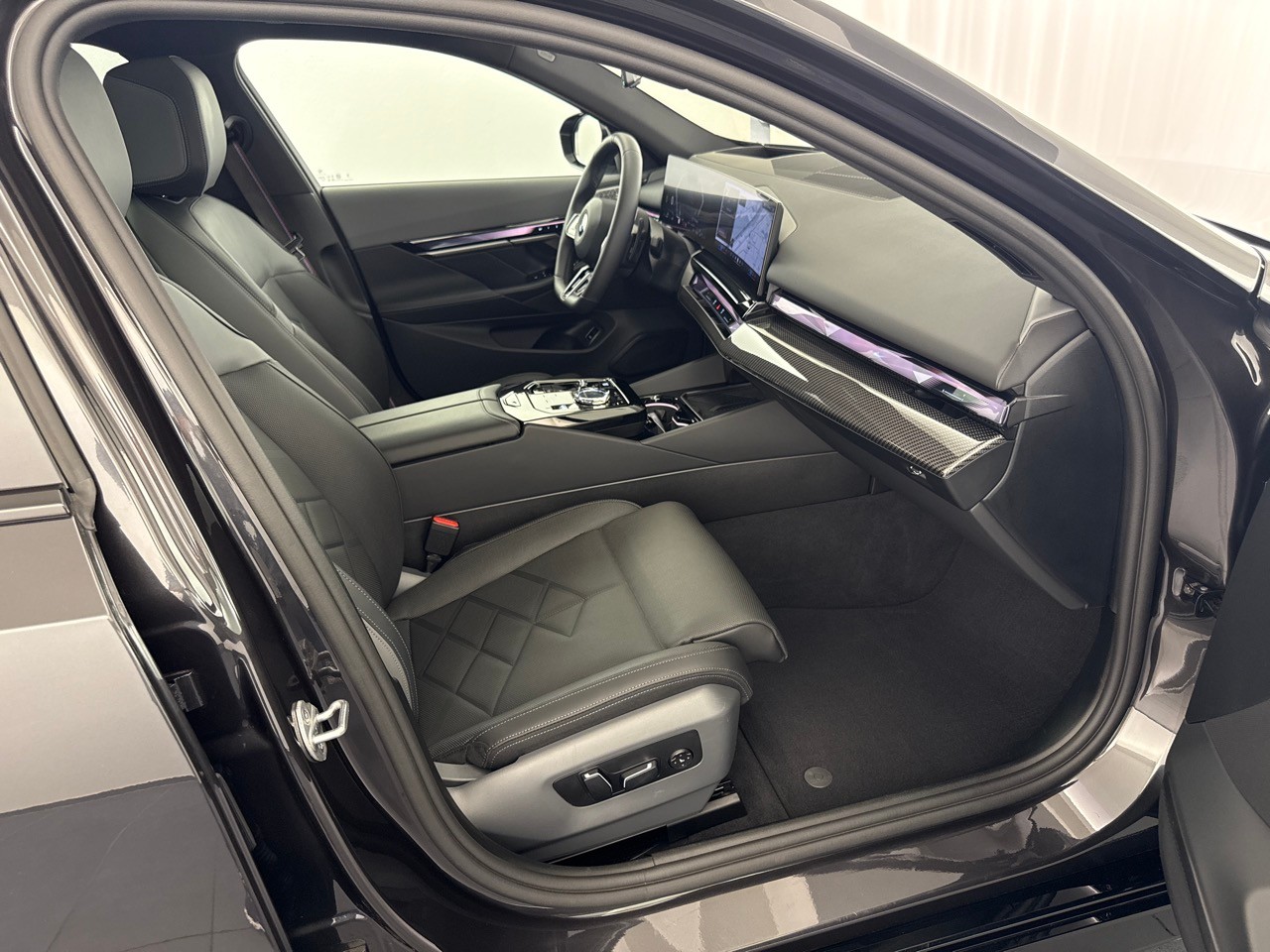 BMW 540d xDr 48V Tour M.S.Pro ''inkl. AHK & Standheizung''-image-8