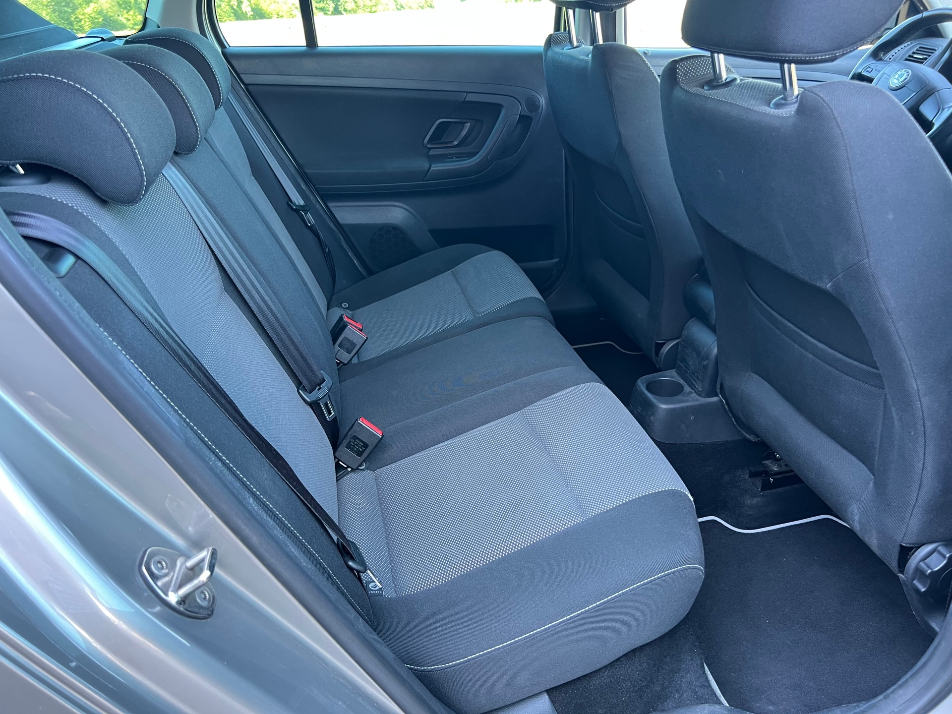 SKODA Fabia 1.2 TSI Scout-image-5