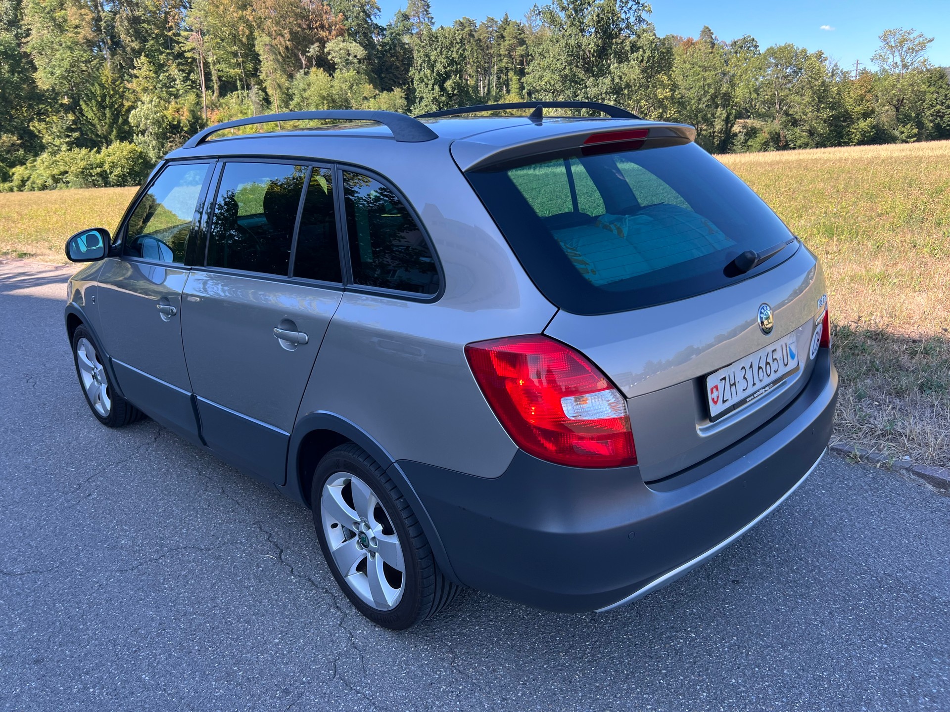 SKODA Fabia 1.2 TSI Scout-image-3