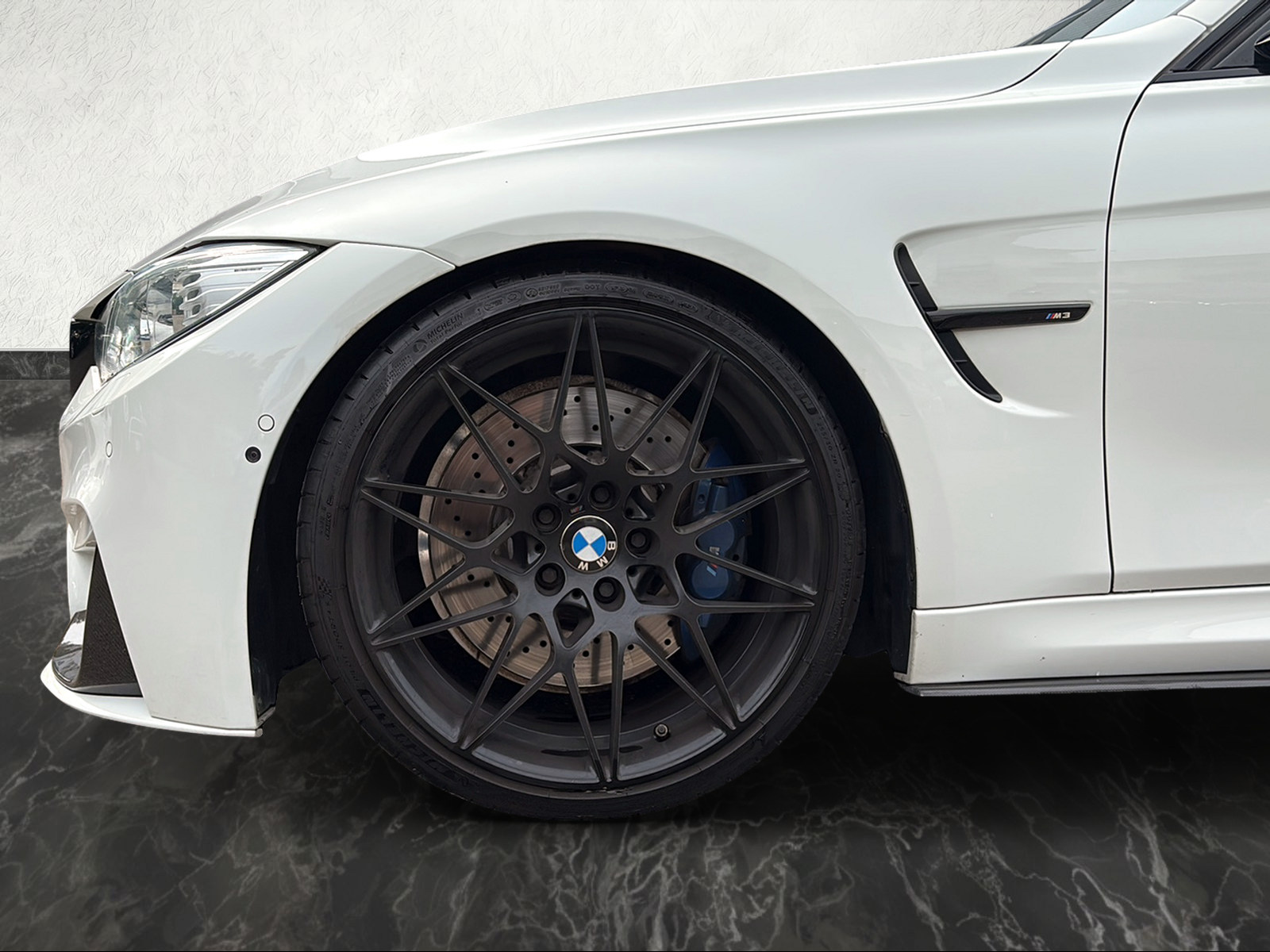 BMW M3-image-7