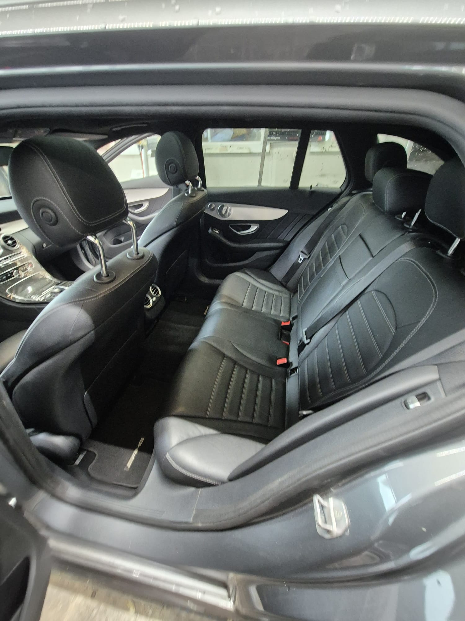 MERCEDES-BENZ C 43 AMG 4matic-image-5