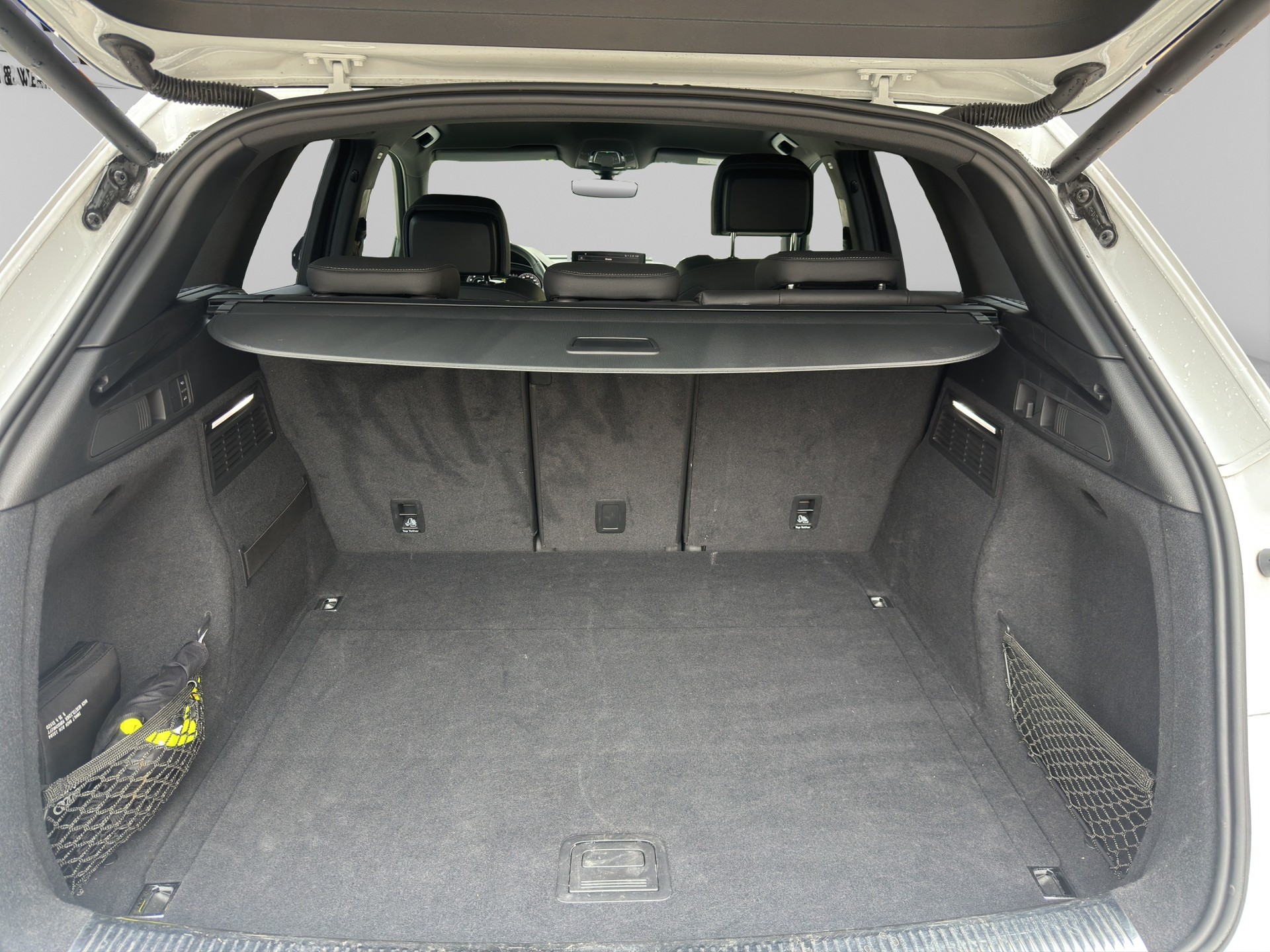 AUDI Q5 45 TFSI S-line quattro S-tronic-image-12