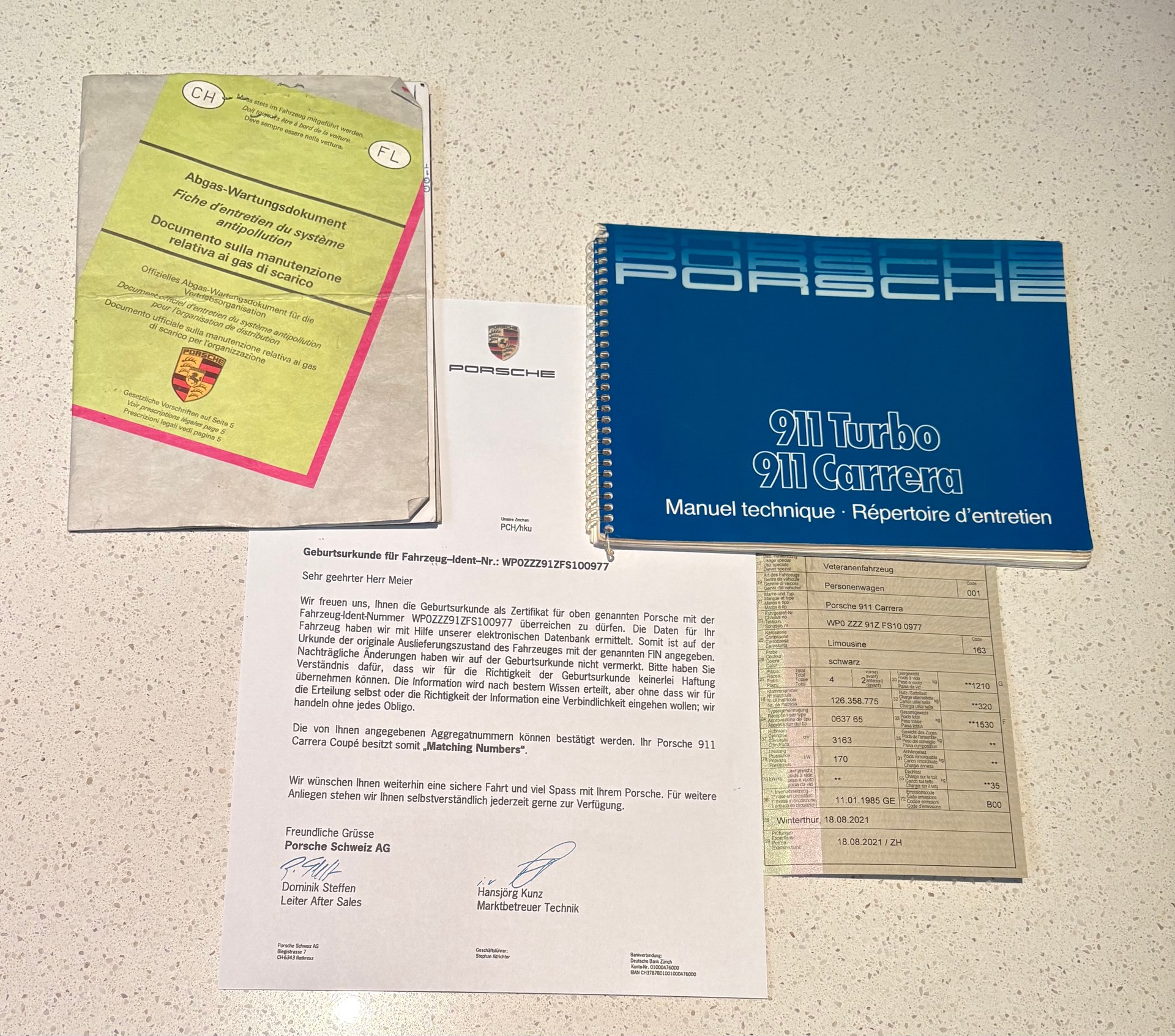 PORSCHE 3.2 Carrera-image-5