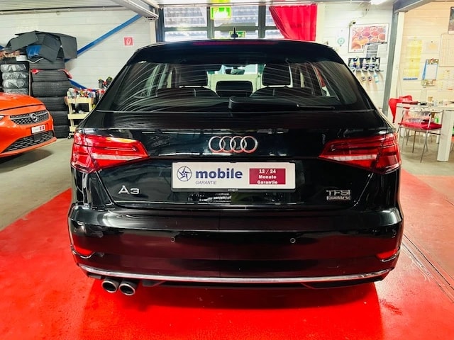 AUDI A3 Sportback 2.0 TFSI quattro S-tronic-image-5