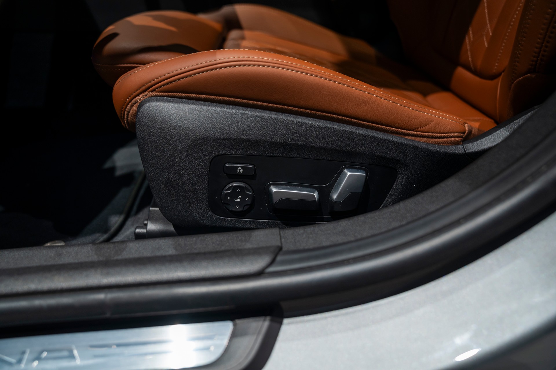 BMW-ALPINA B3 BiTurbo 3.0 xDrive Switch-Tronic-image-13