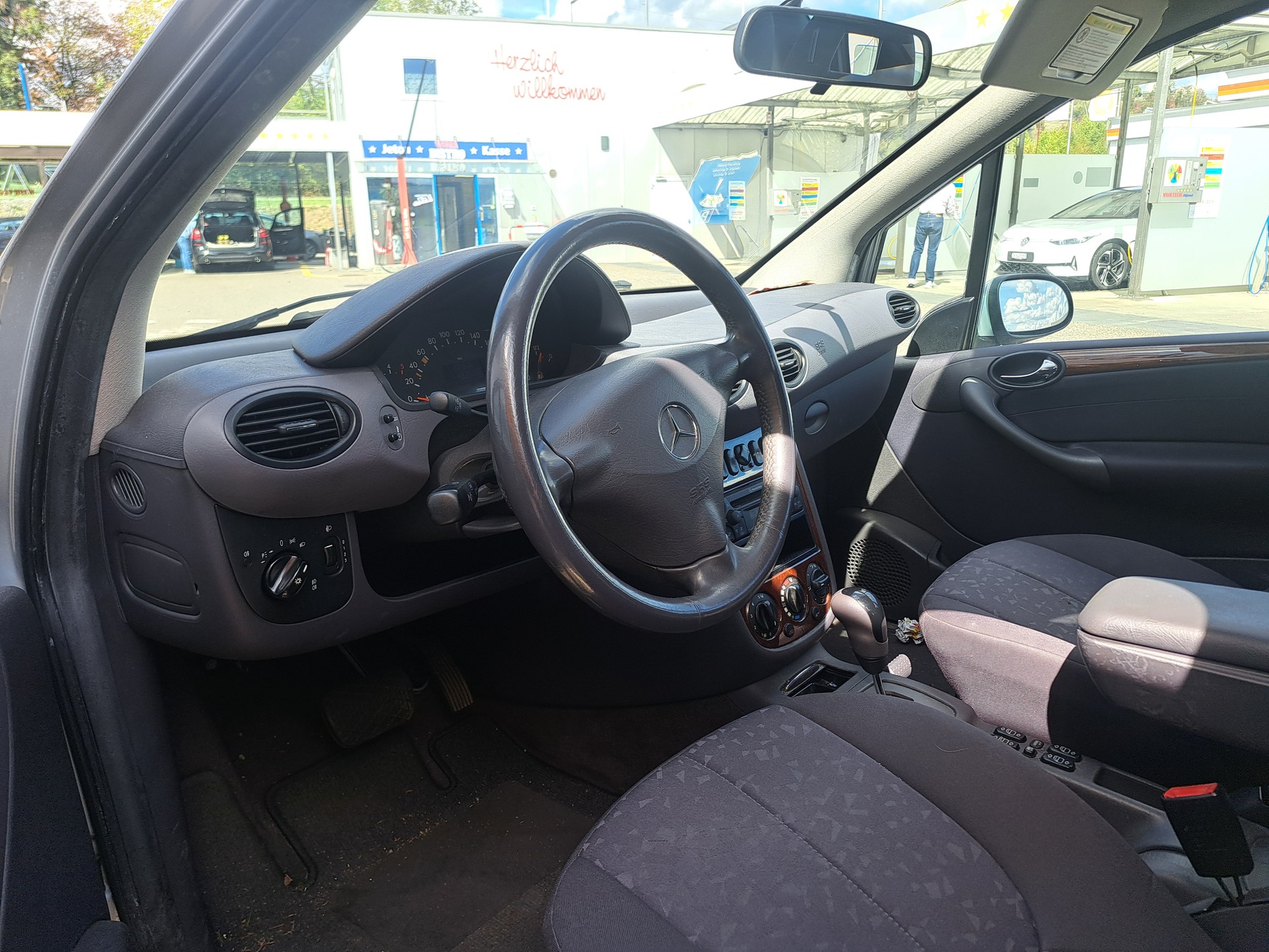 MERCEDES-BENZ A 170 L CDI Elégance-image-2