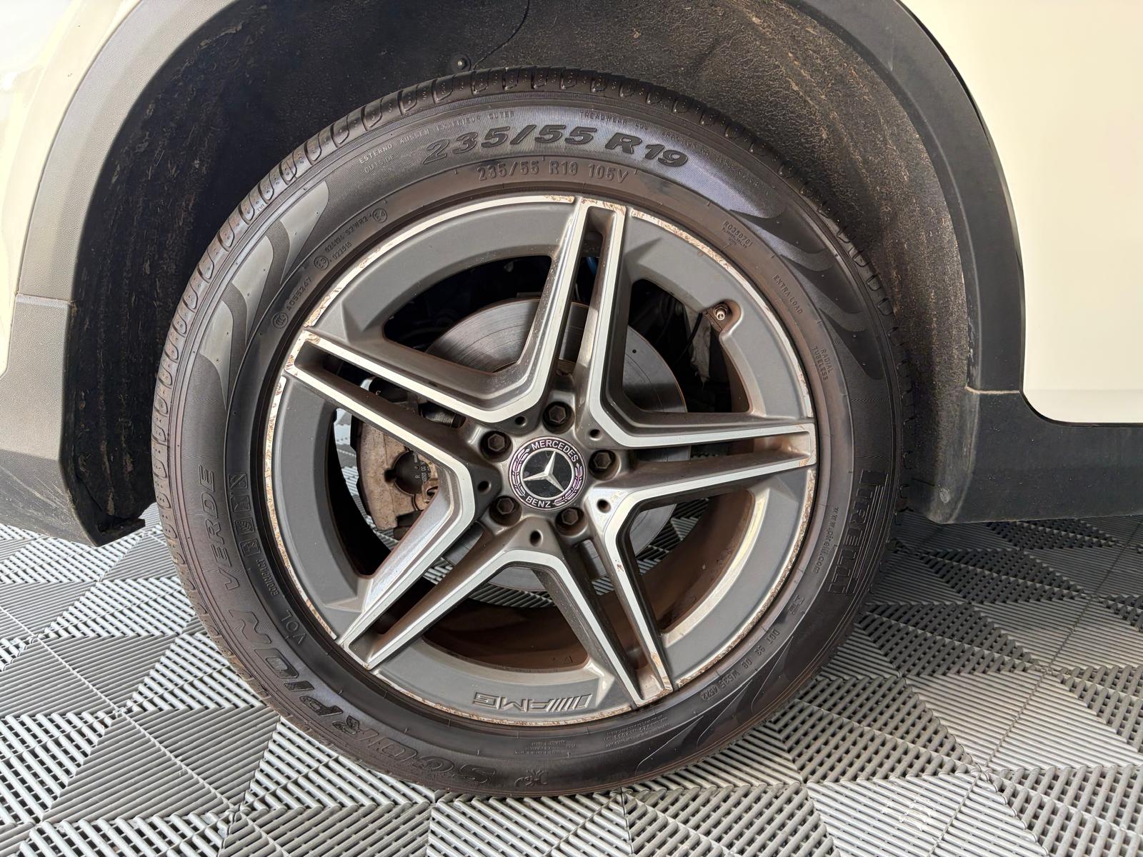 MERCEDES-BENZ GLC 200 AMG Line 4Matic 9G-Tronic - Toit ouvrant-image-30