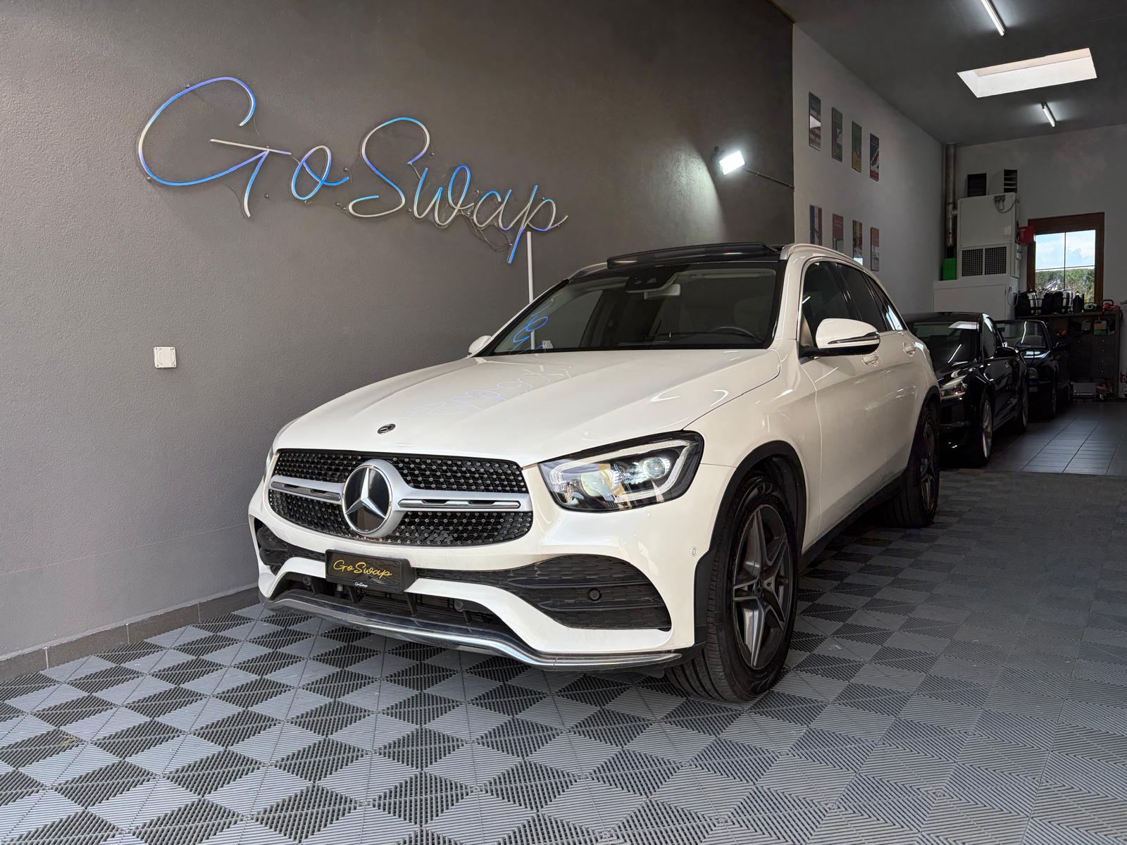 MERCEDES-BENZ GLC 200 AMG Line 4Matic 9G-Tronic - Toit ouvrant-image-0