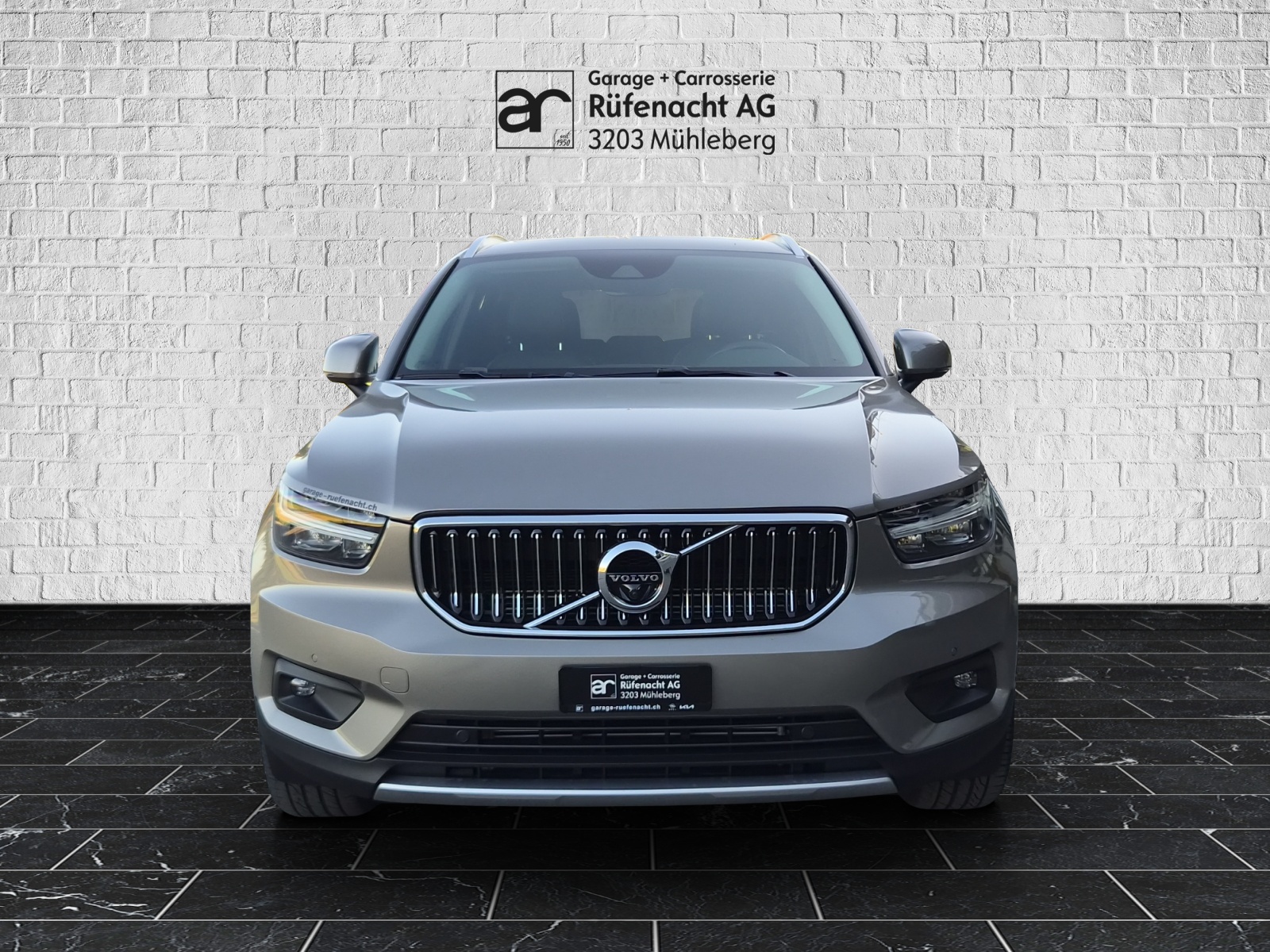 VOLVO XC40 1.5 T5 TE Momentum-image-2