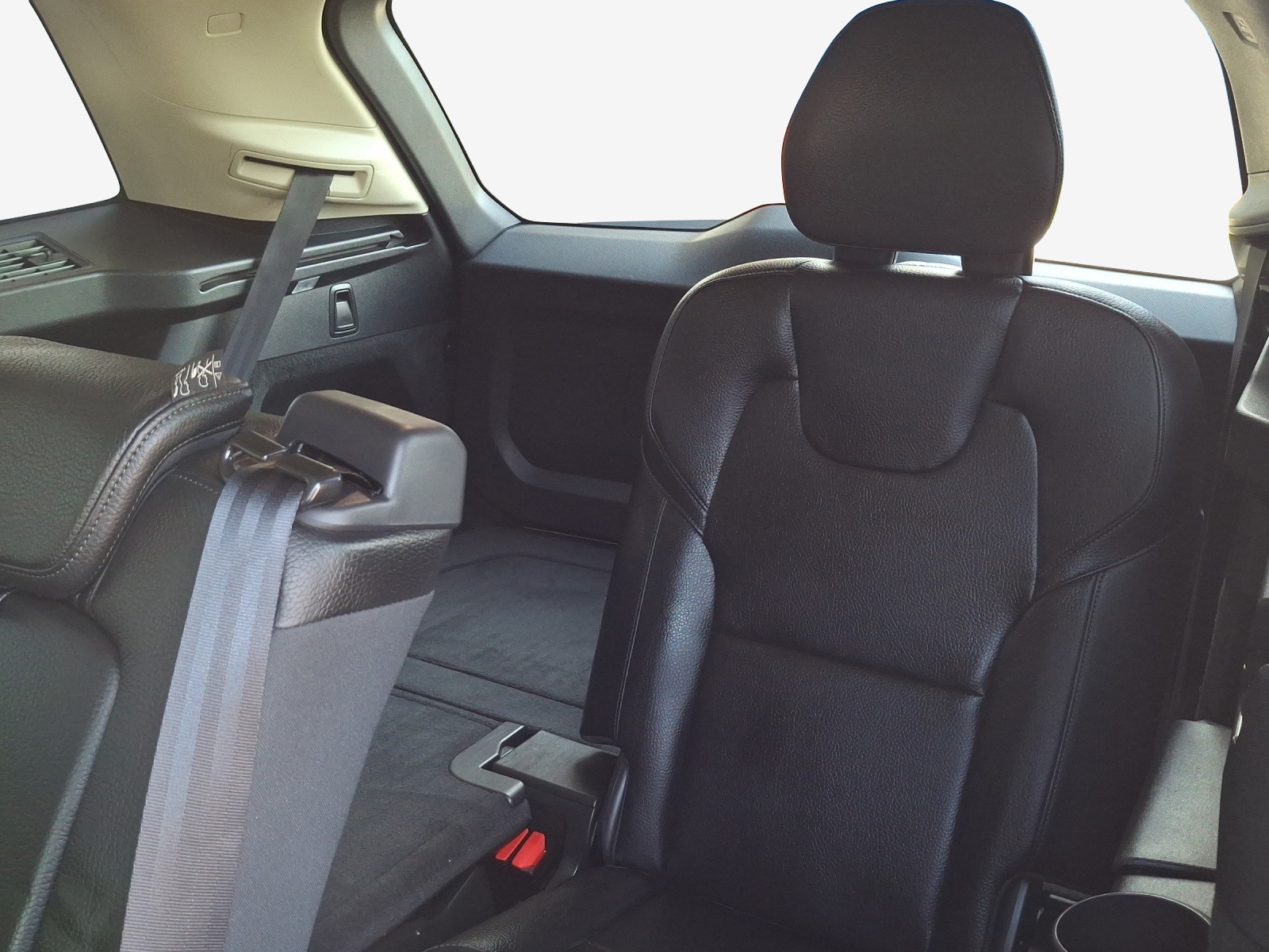 VOLVO XC90 T6 AWD Momentum Geartronic-image-13
